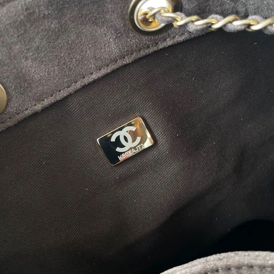 Chanel 25C Small Maxi Pockets Hobo Bag - Image 9