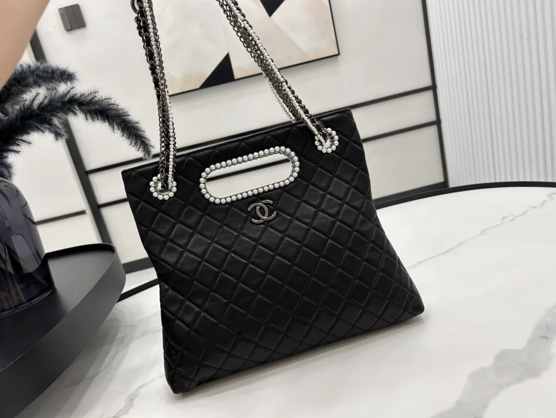 Chanel AS4222 Pearl Elements Chain Briefcase - Image 5