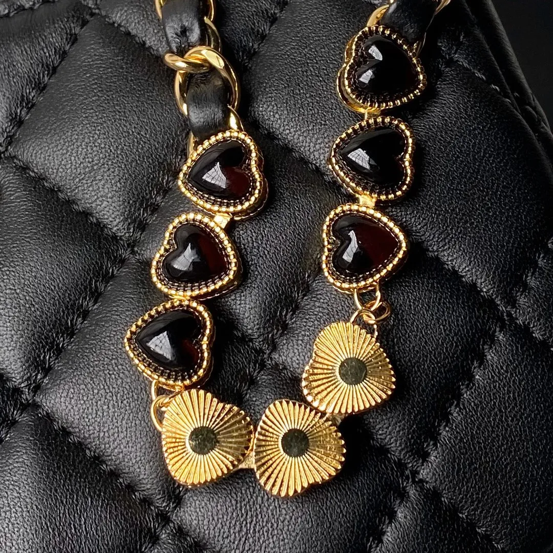 Chanel CC Chain Around Hobo Quilted Lambskin Black - Image 5