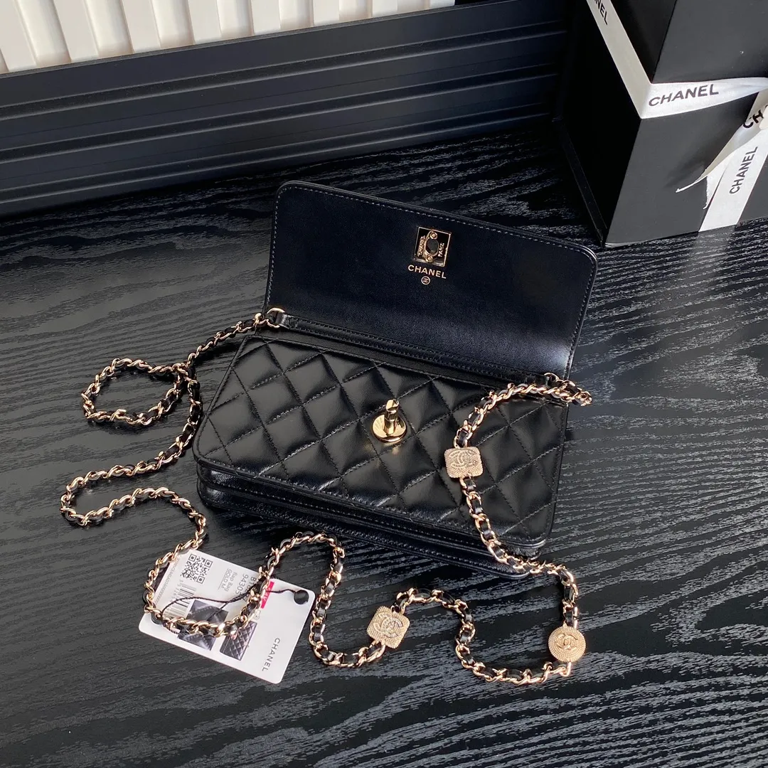 Chanel Clutch with Chain Lambskin - Image 9