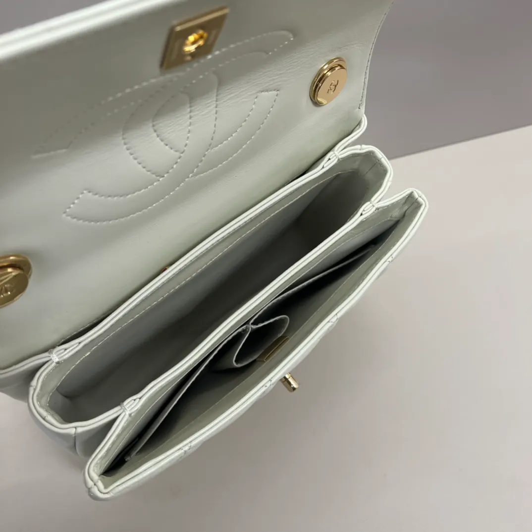 Chanel Coco Mark Matelasse Handbag White Leather - Image 10