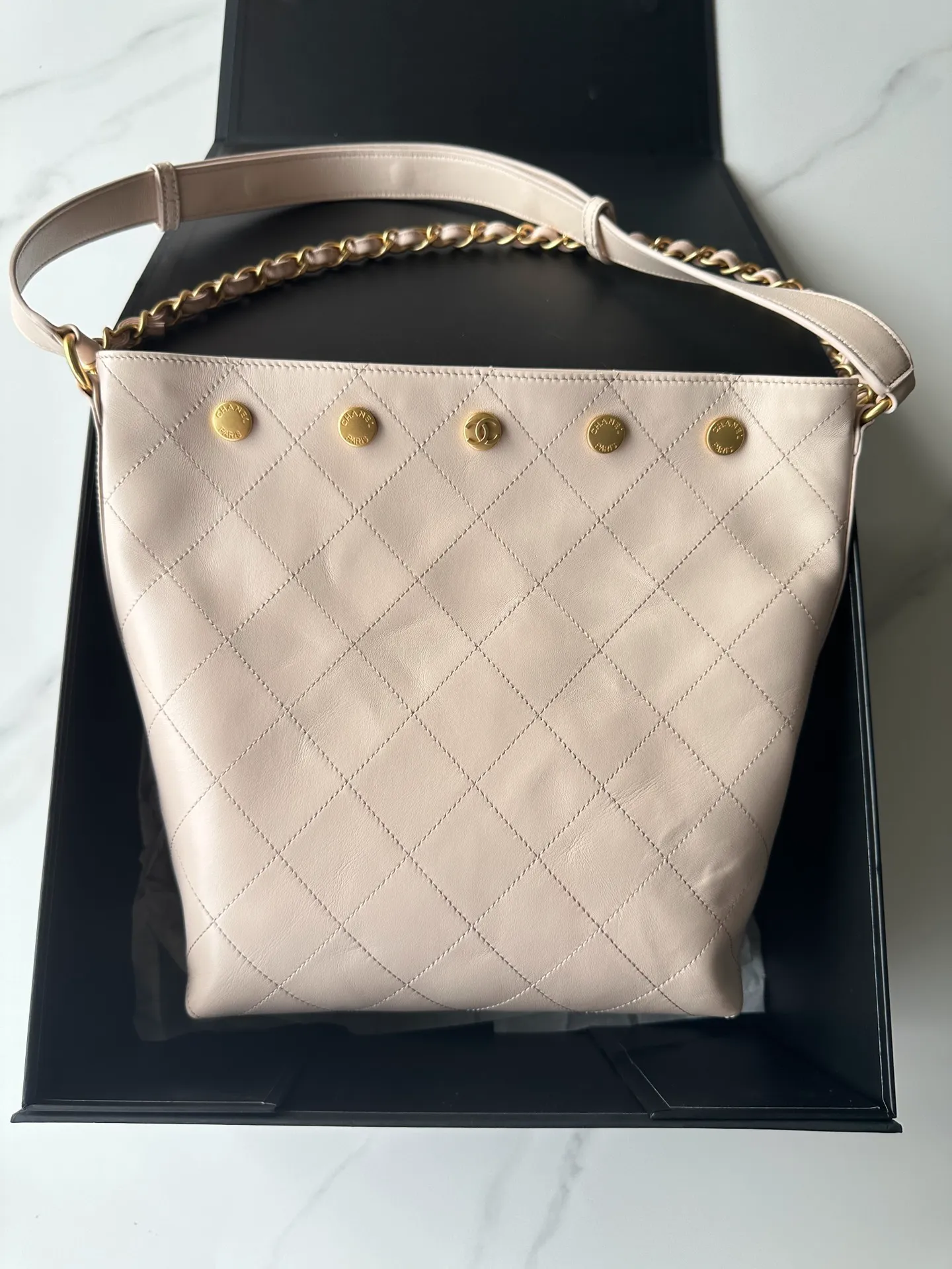 Chanel Pink Quilted Caviar Top Handle Drawstring Bucket Bag - Image 4