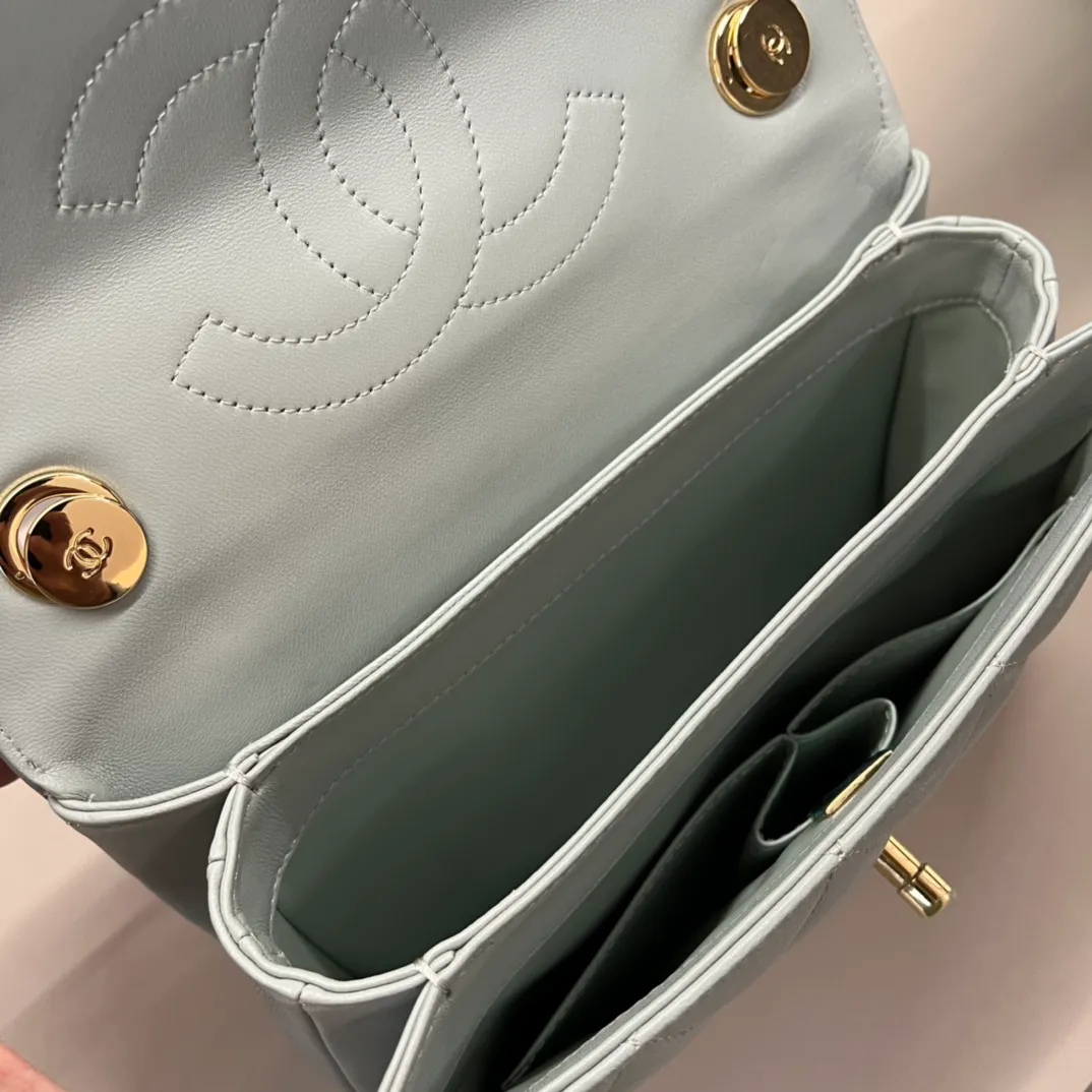 Chanel Quilted Trendy CC Small Grey Lambskin Gold Hardware - Image 9