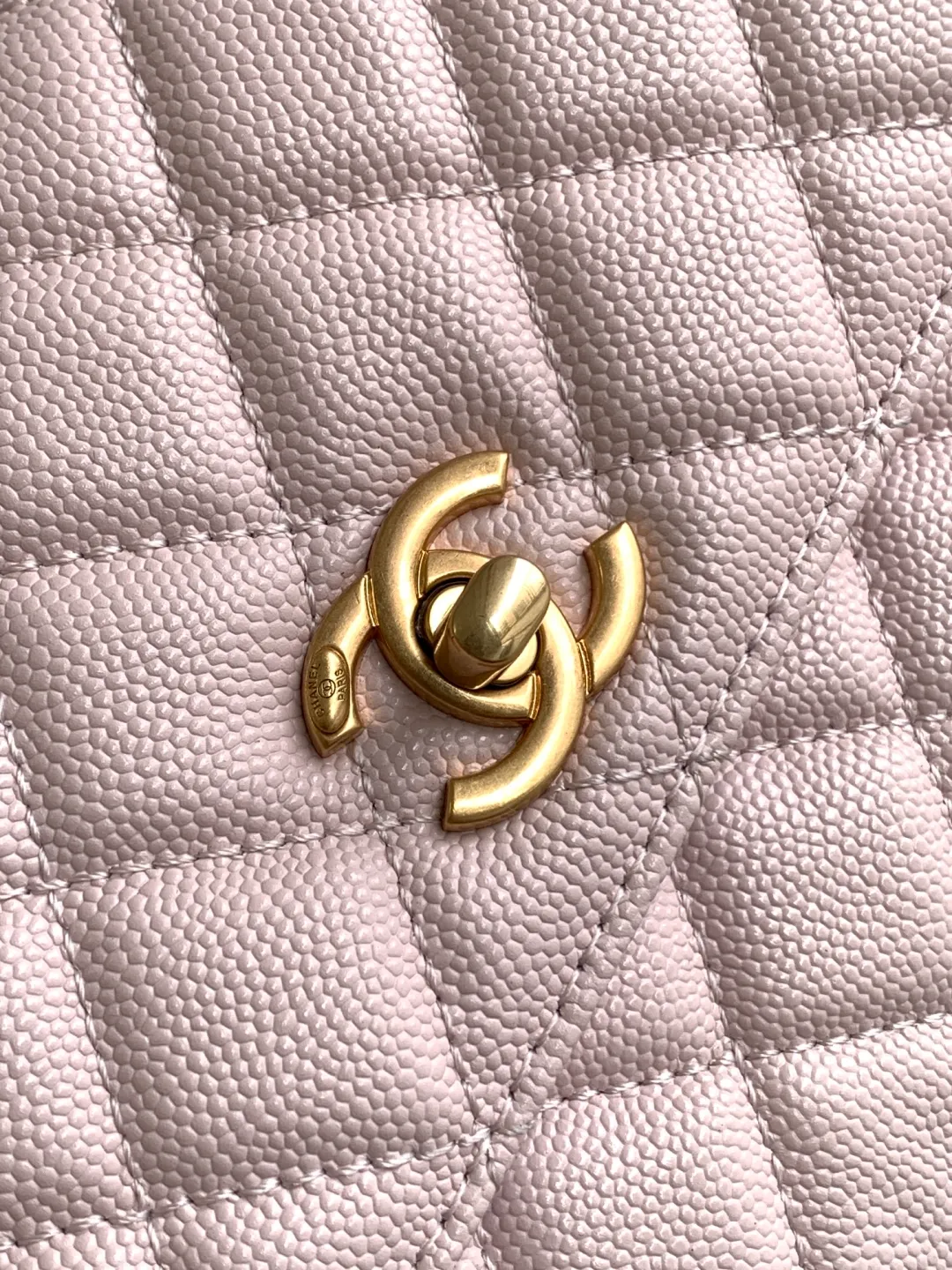 Chanel Small Coco Handle Light Pink Caviar Leather Gold Hardware - Image 8