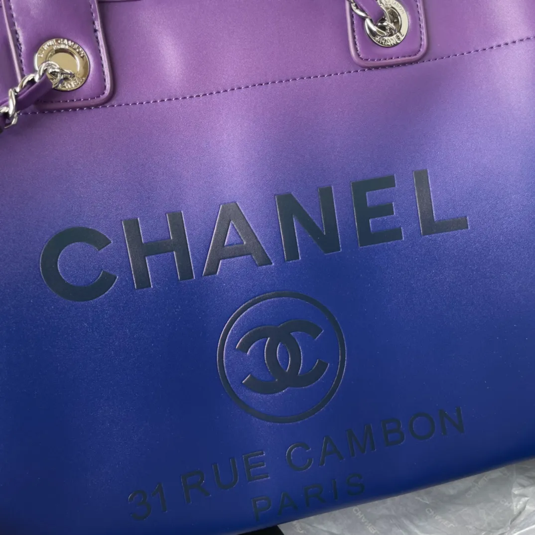Chanel Small Ombre Deauville Tote - Image 4