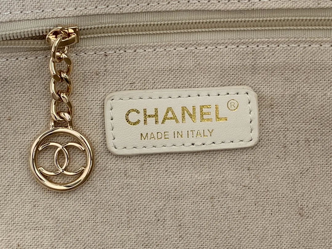 Chanel Tote Bag Deauville Mm Shopping - Image 11