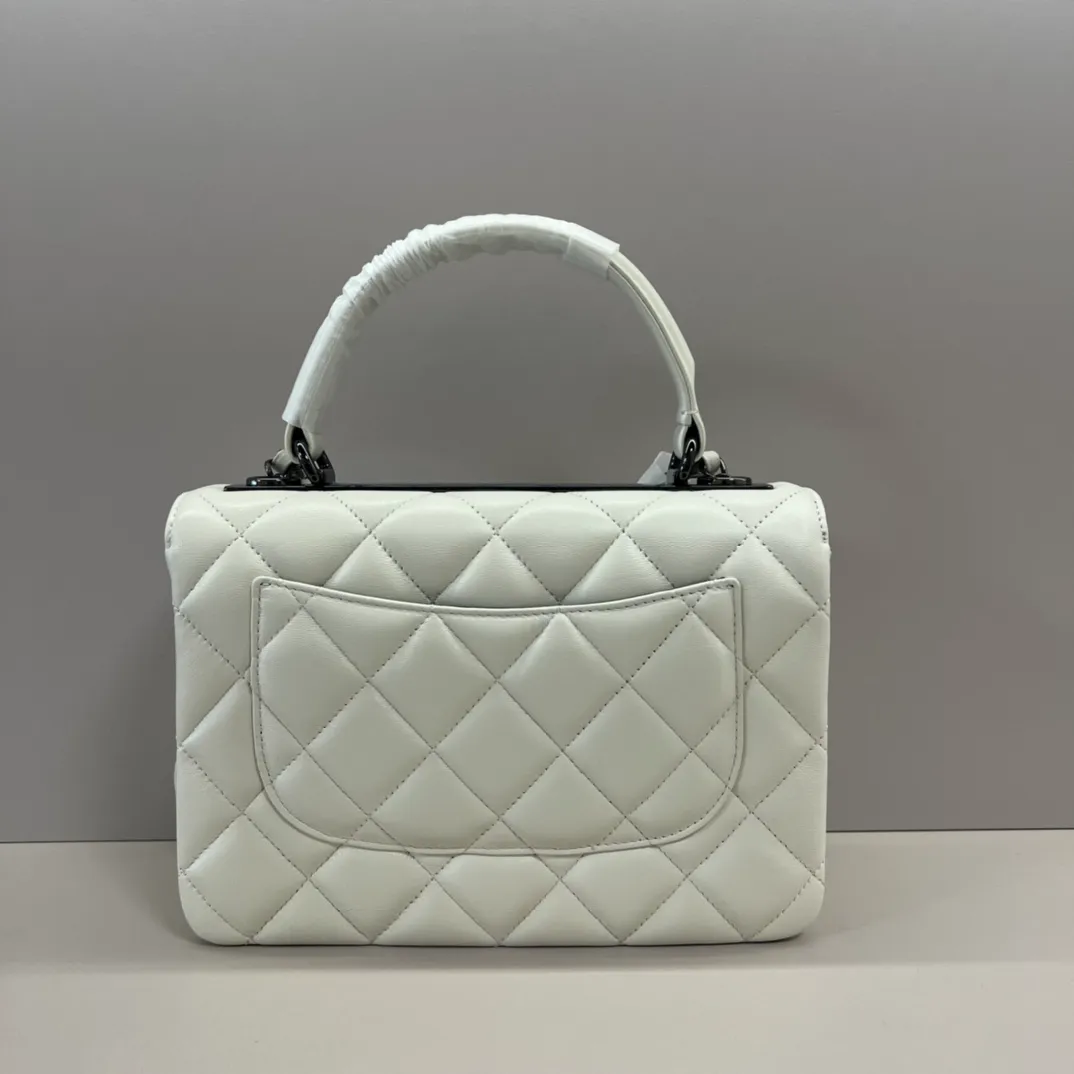 Chanel Trendy CC Medium - Image 5