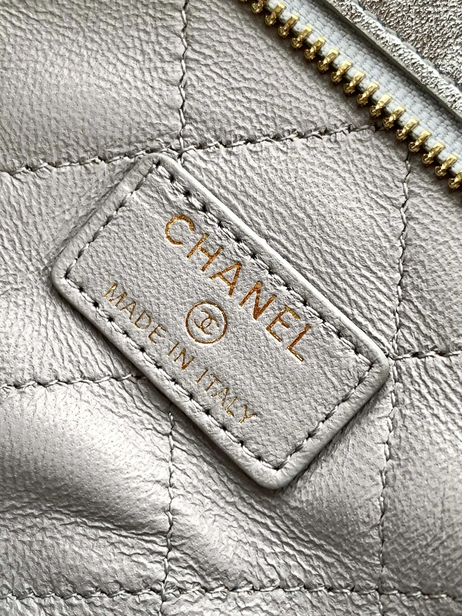Clutch with Chain - Image 3