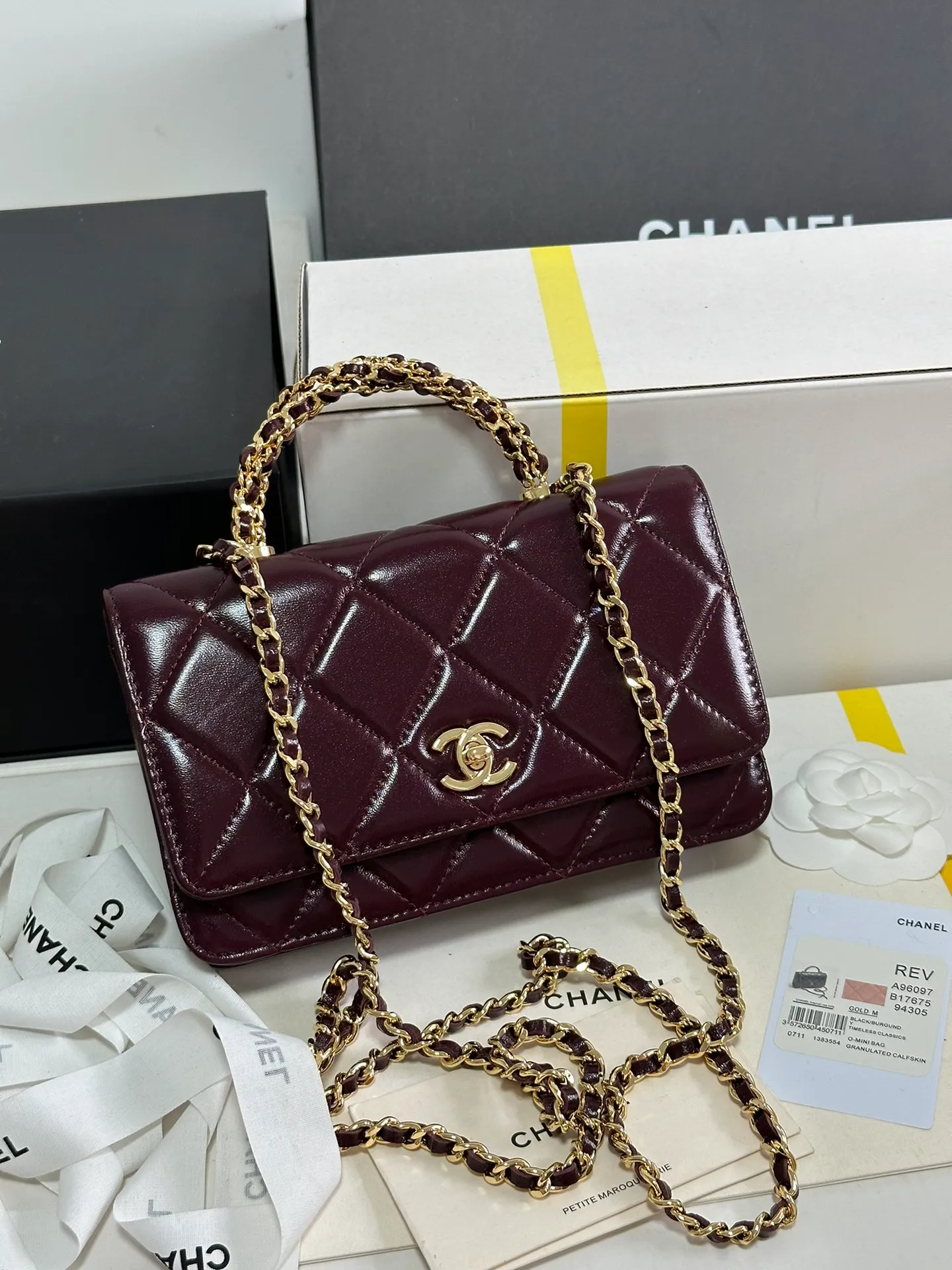 Fortok Chanel 24B twisted Chain Handle Woc Bag