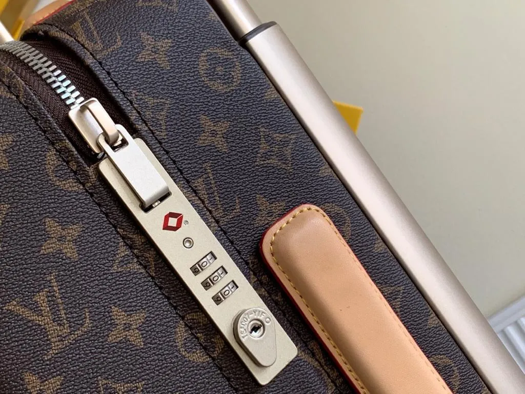 Louis Vuitton Horizon 50 NEW Rolling Luggage Suitcase - Image 5