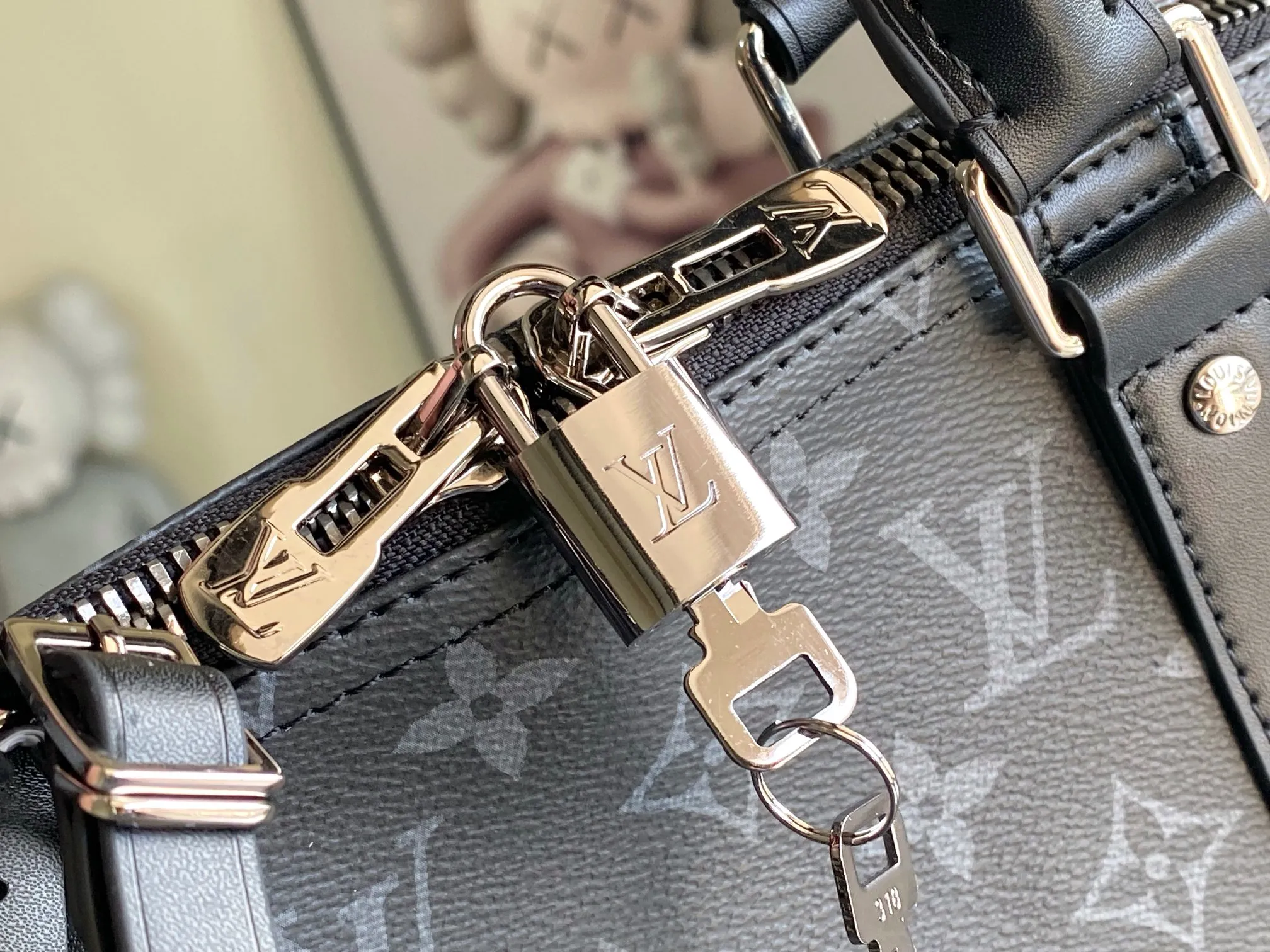 Louis Vuitton Keepall Bandouliere 50 Monogram - Image 7