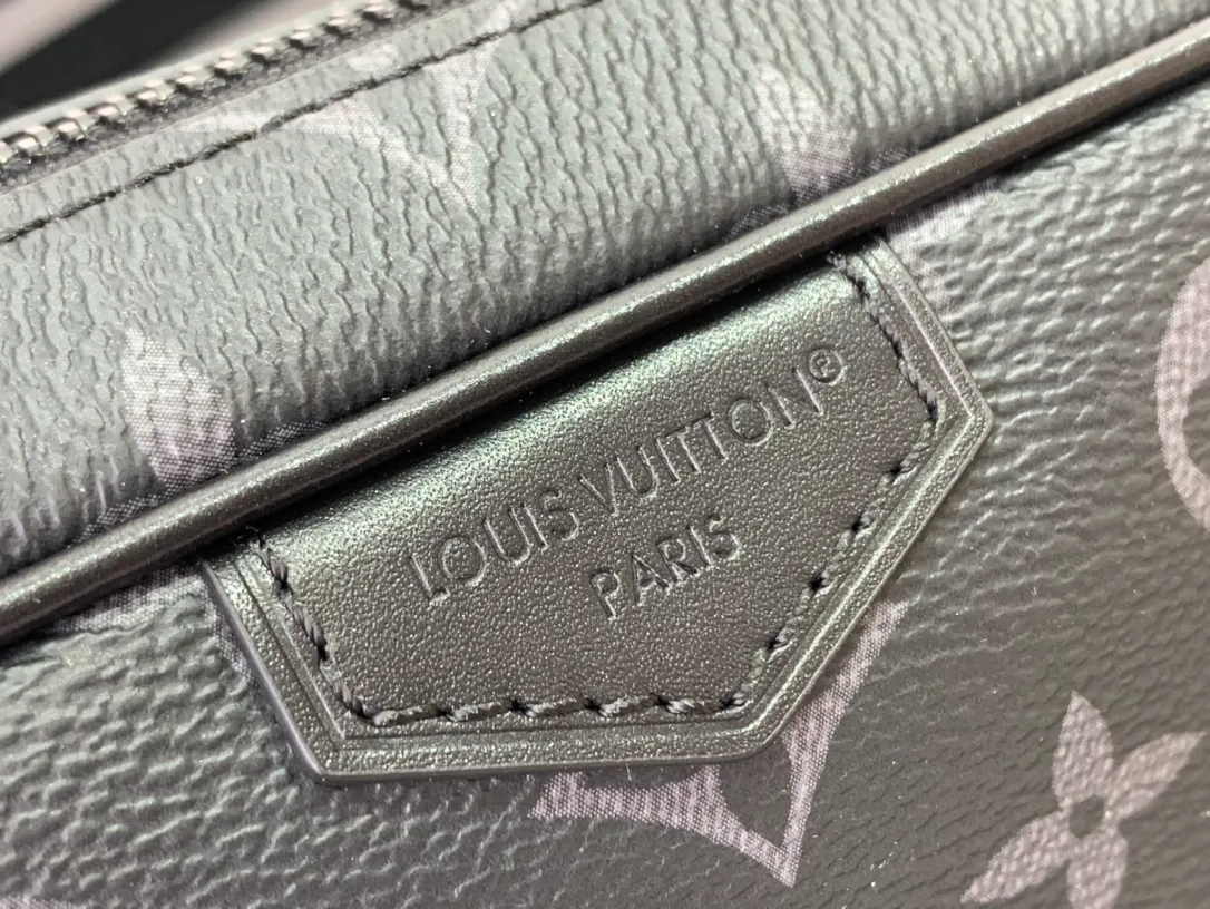 Louis Vuitton Monogram Eclipse Alpha Wearable Wallet - Image 3
