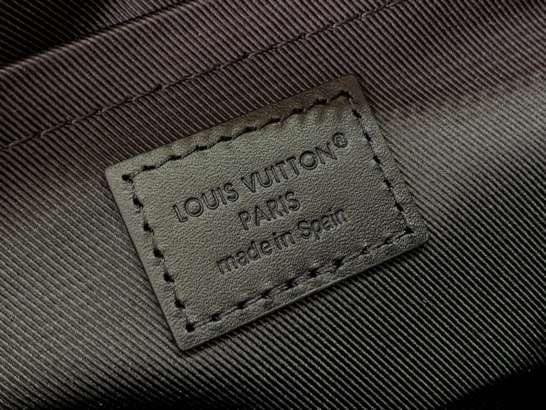 Louis Vuitton Monogram Eclipse Alpha Wearable Wallet - Image 7