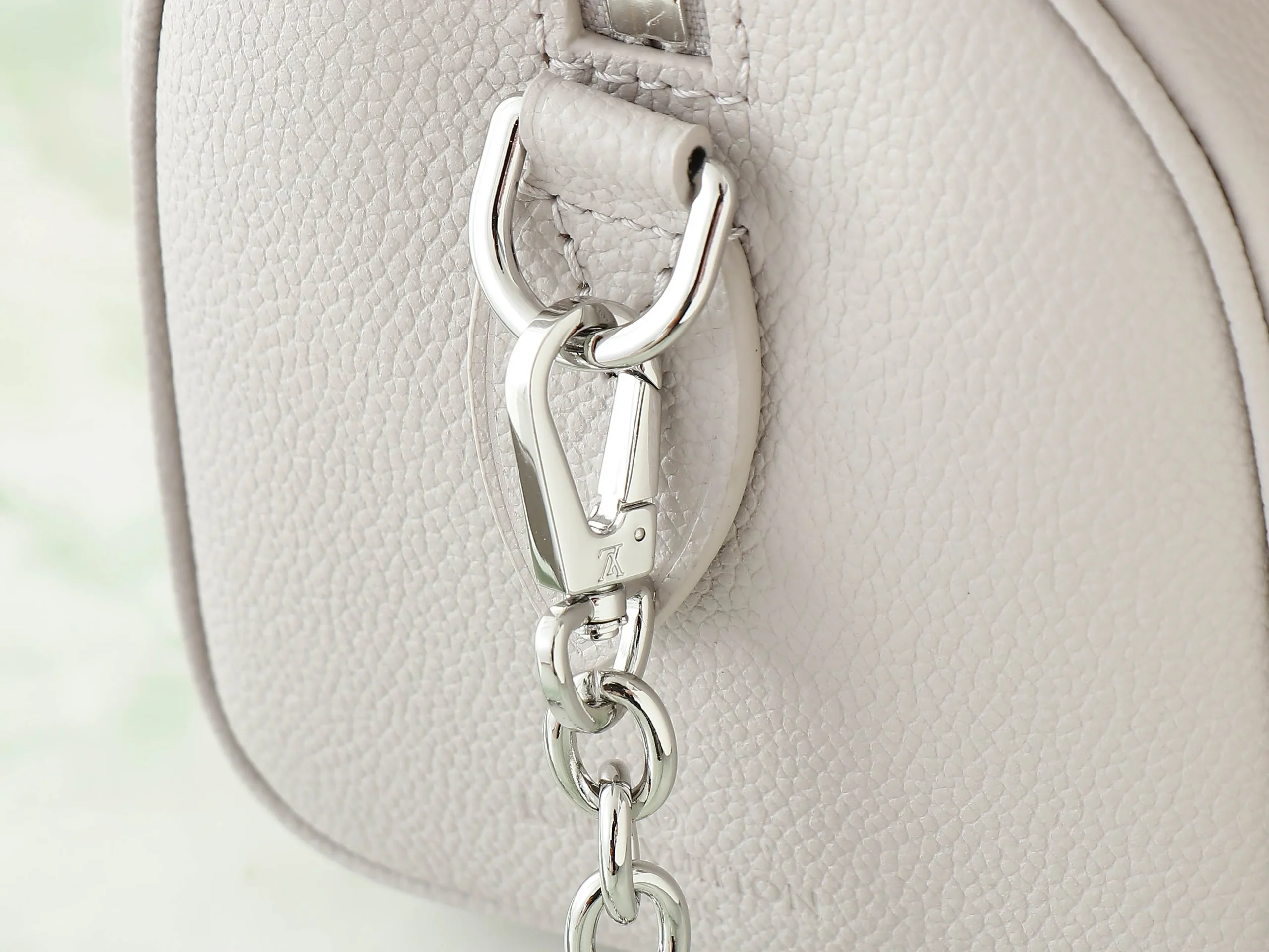 Louis Vuitton Monogram Empreinte Leather Speedy Bandouliere - Image 2