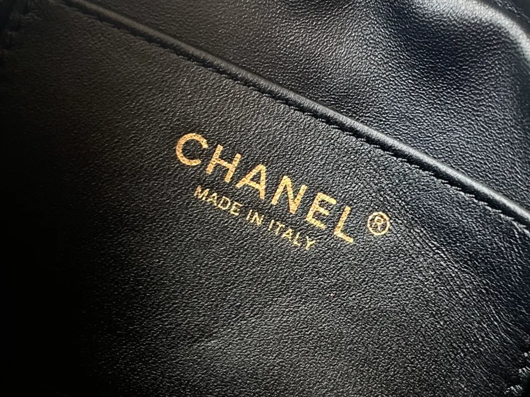 Luxury Vanity Case Makeup Bag - Image 2