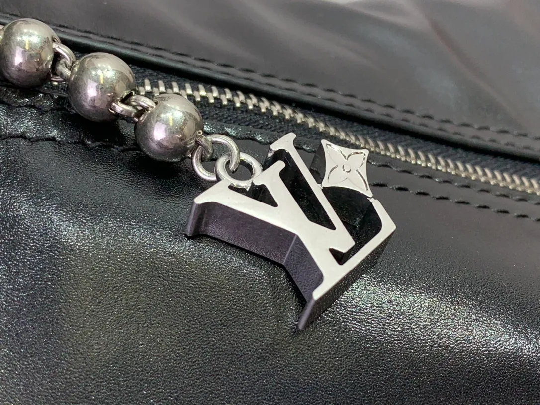 Vagabond Hobo Bag - Image 9