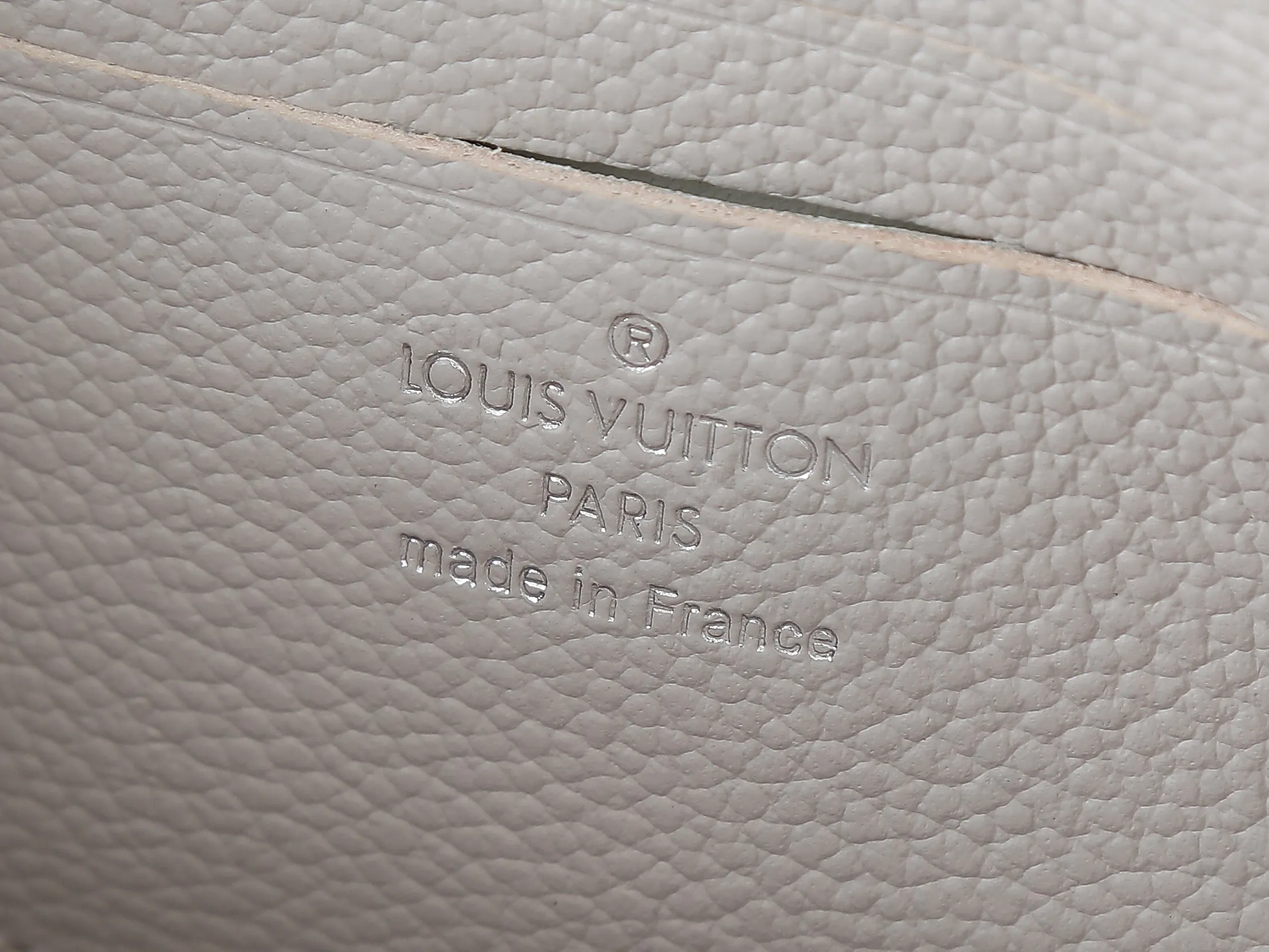 Wallet on Chain Ivy Monogram Empreinte Leather - Image 11