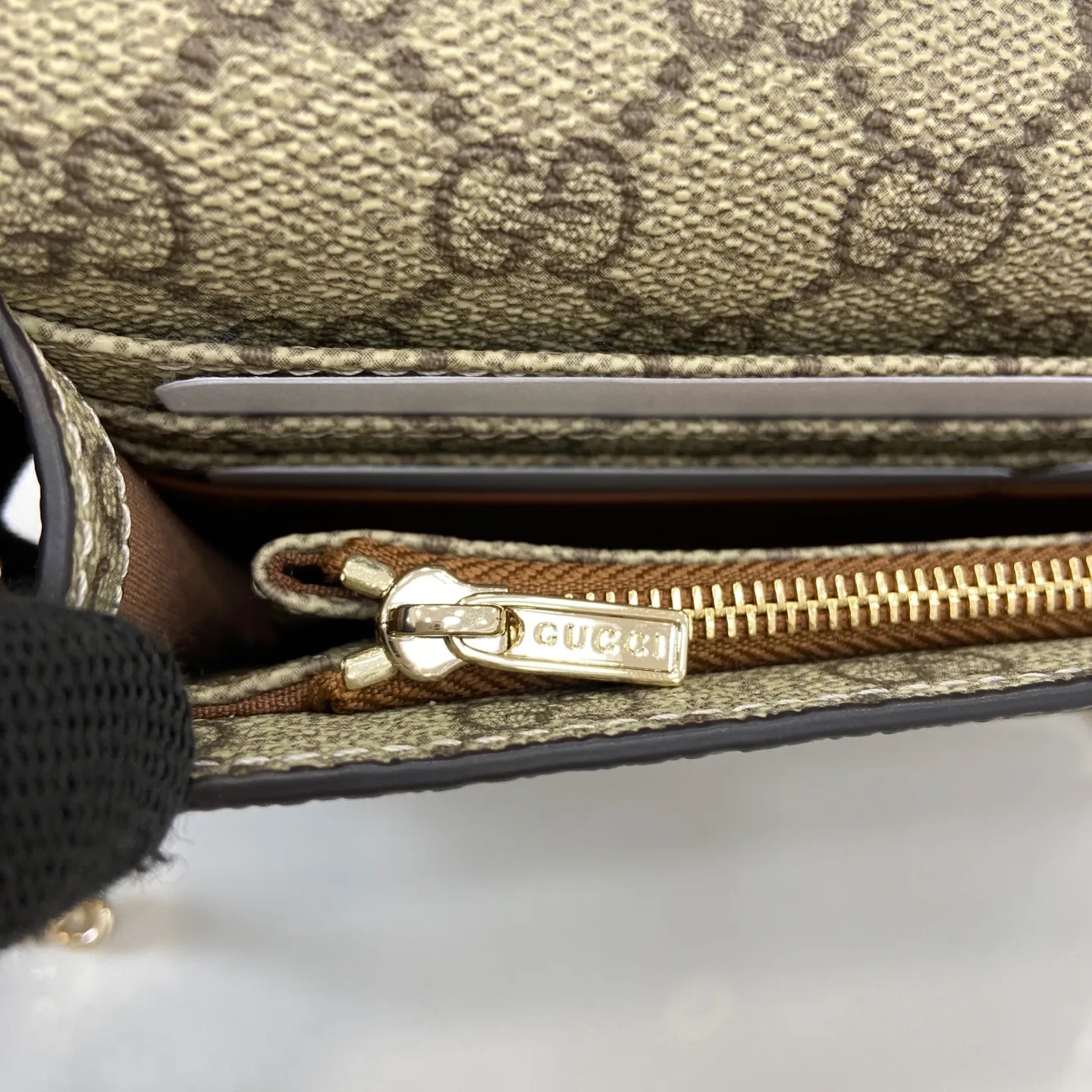 Dionysus medium shoulder bag in black leather - Image 11