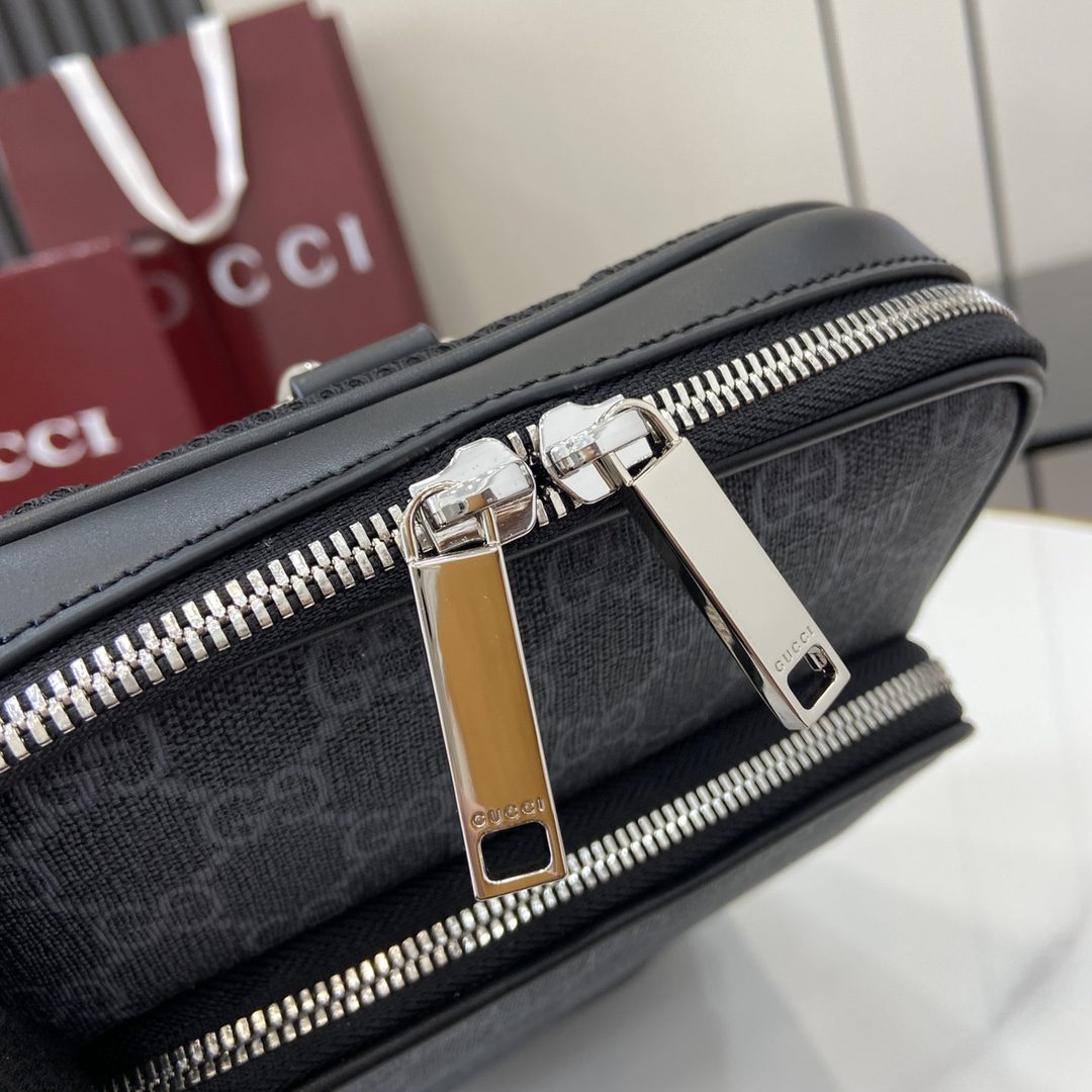 GG Black sling backpack in GG Supreme - Image 8