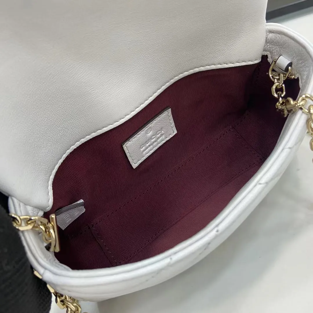 GG Marmont mini shoulder bag in white leather - Image 9