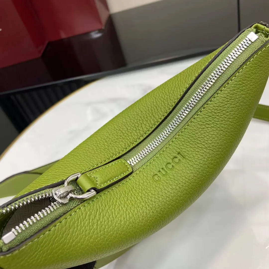Gucci B small bag in Green Leather - Image 11