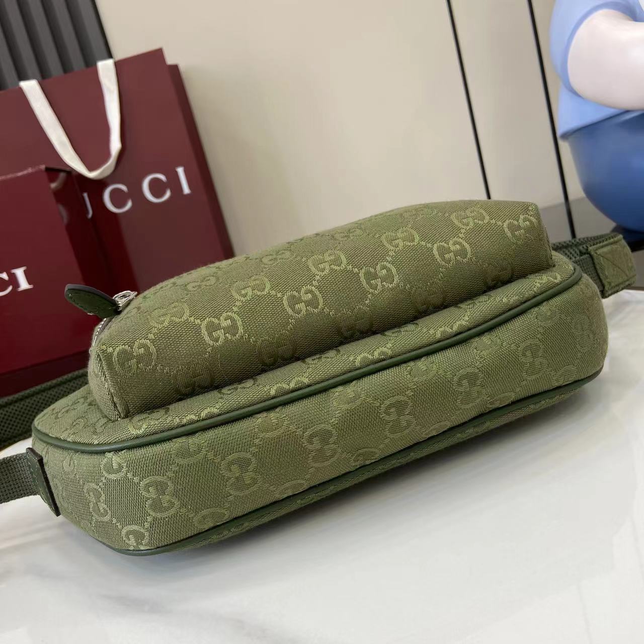 Gucci Bags for Men - Image 5