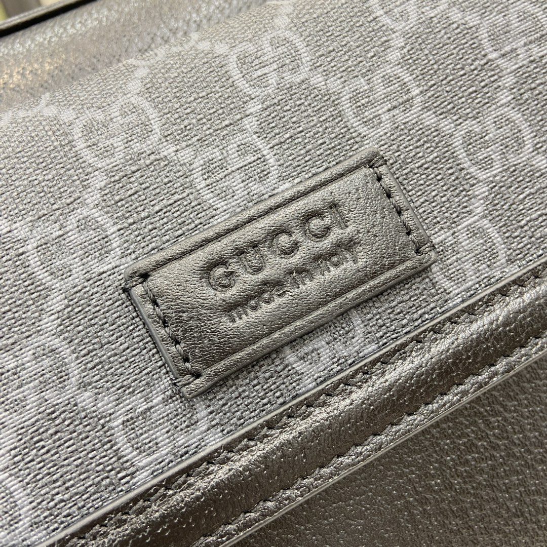 Gucci Black GG Supreme Canvas Black Leather Small Messenger - Image 5
