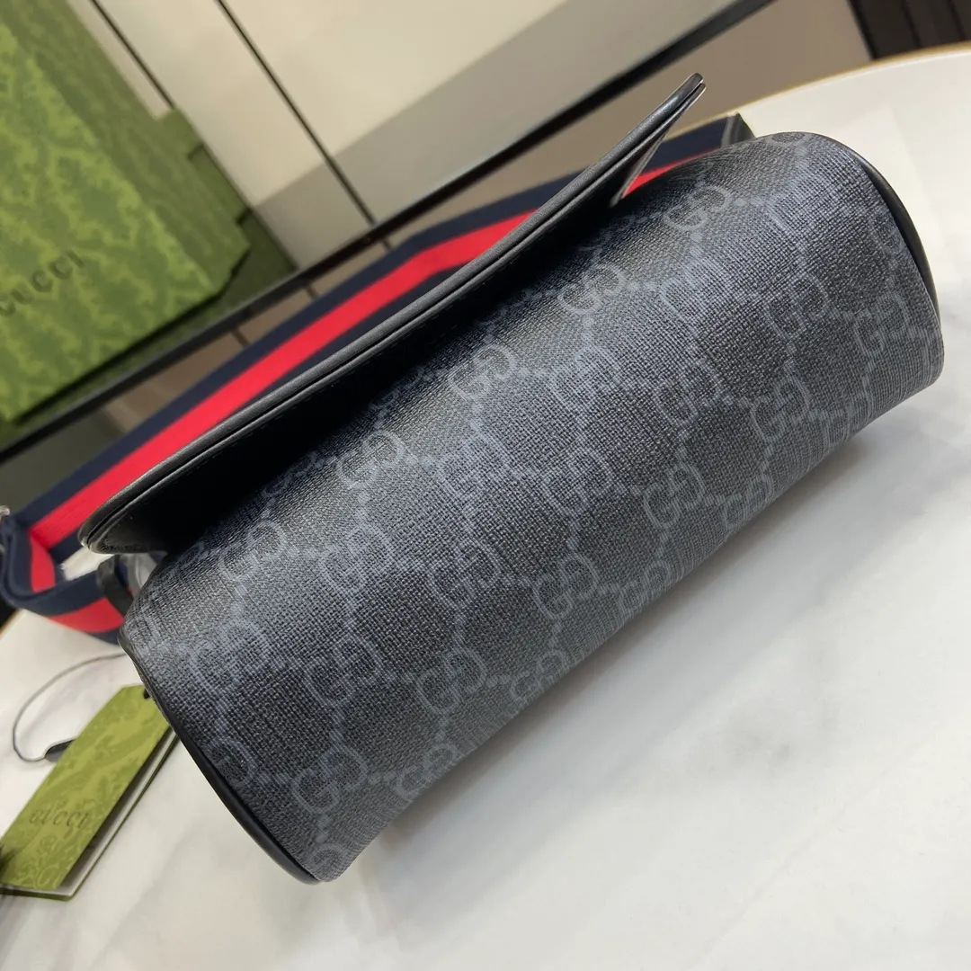 Gucci GG Supreme Messenger Bag - Image 6
