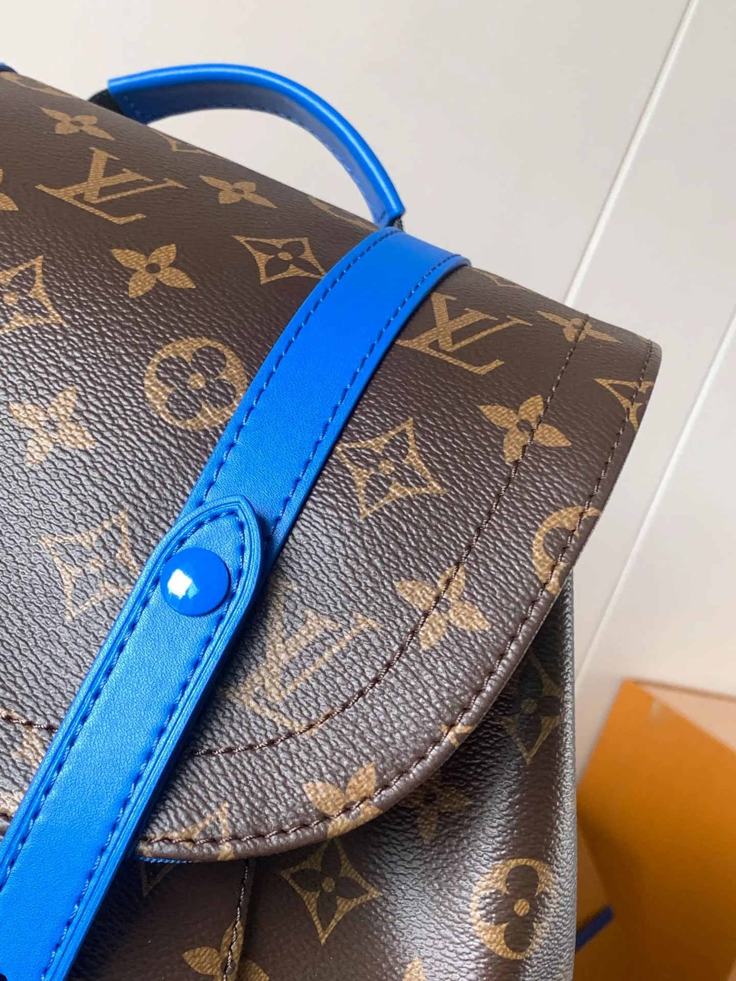 LOUIS VUITTON Christopher MM Monogram Macassar Canvas 'Brown Blue' - Image 6