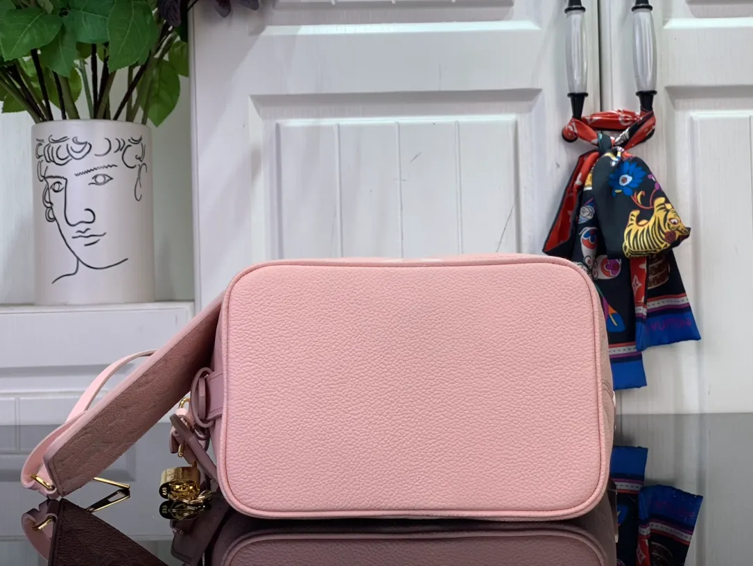 Louis Vuitton Marshmallow - Image 9