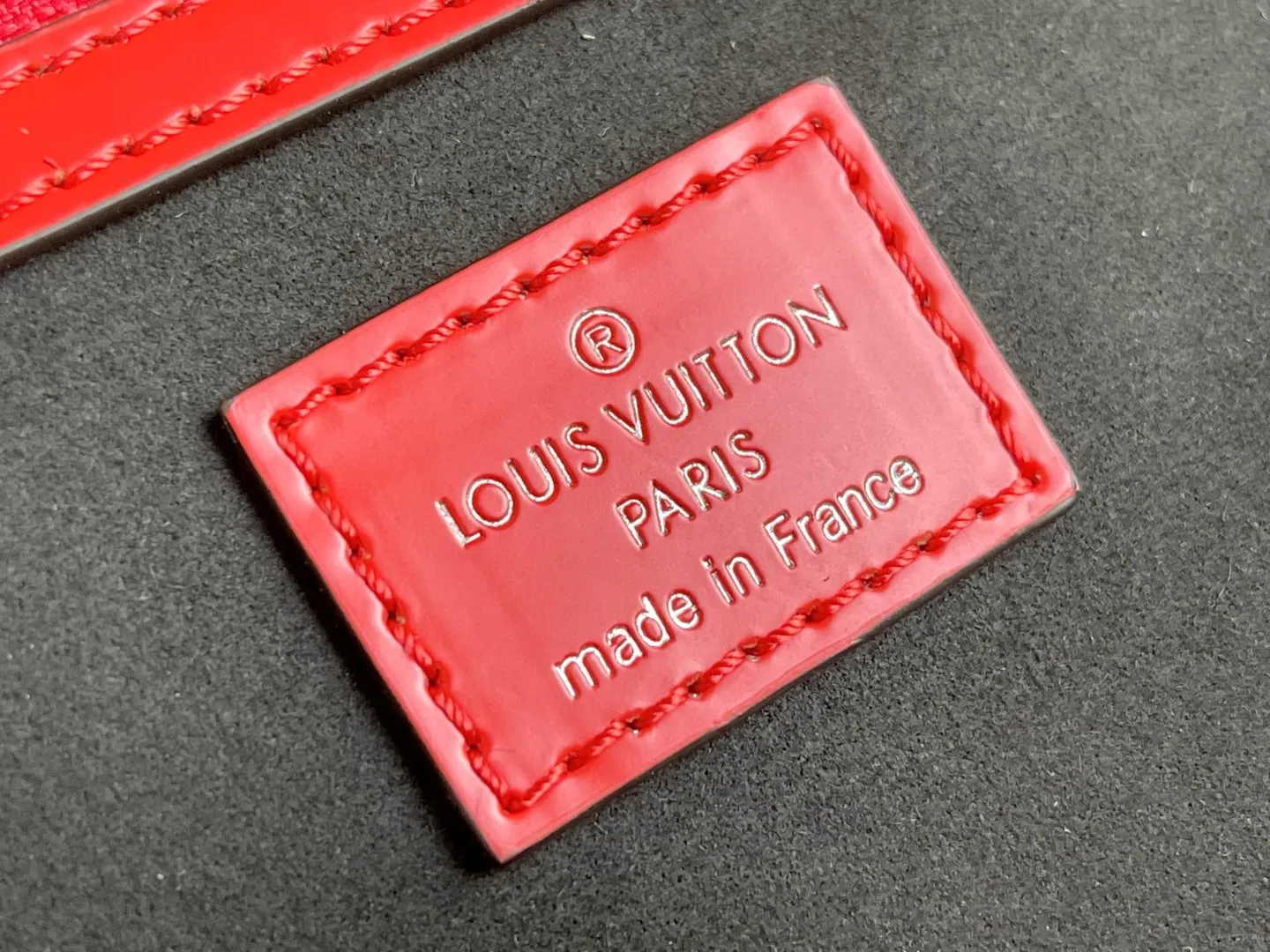 Louis Vuitton x Supreme Keepall Bandouliere Bag - Image 2