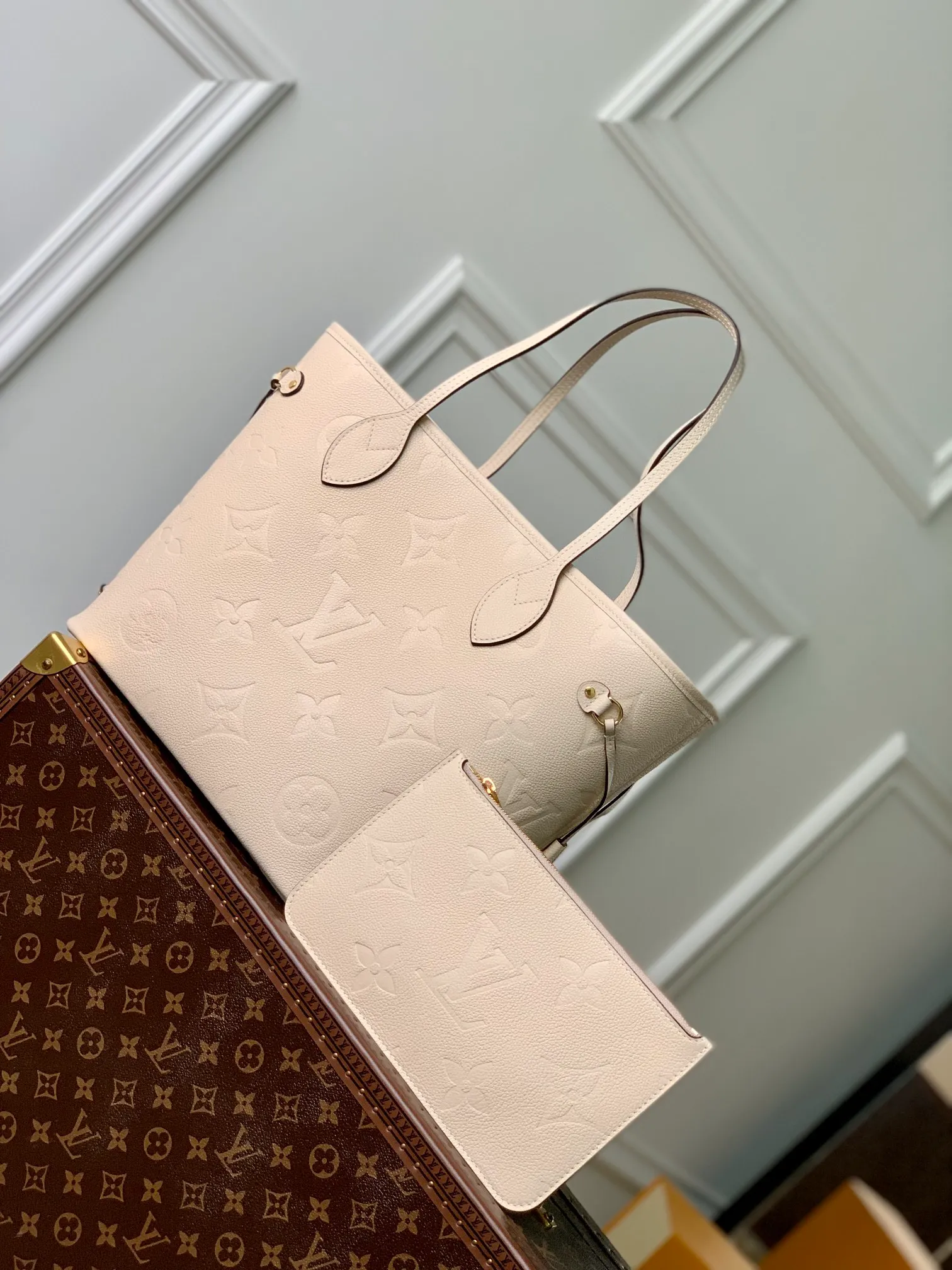 Neverfull MM Tote Bag Luxury Monogram Empreinte Leather Beige