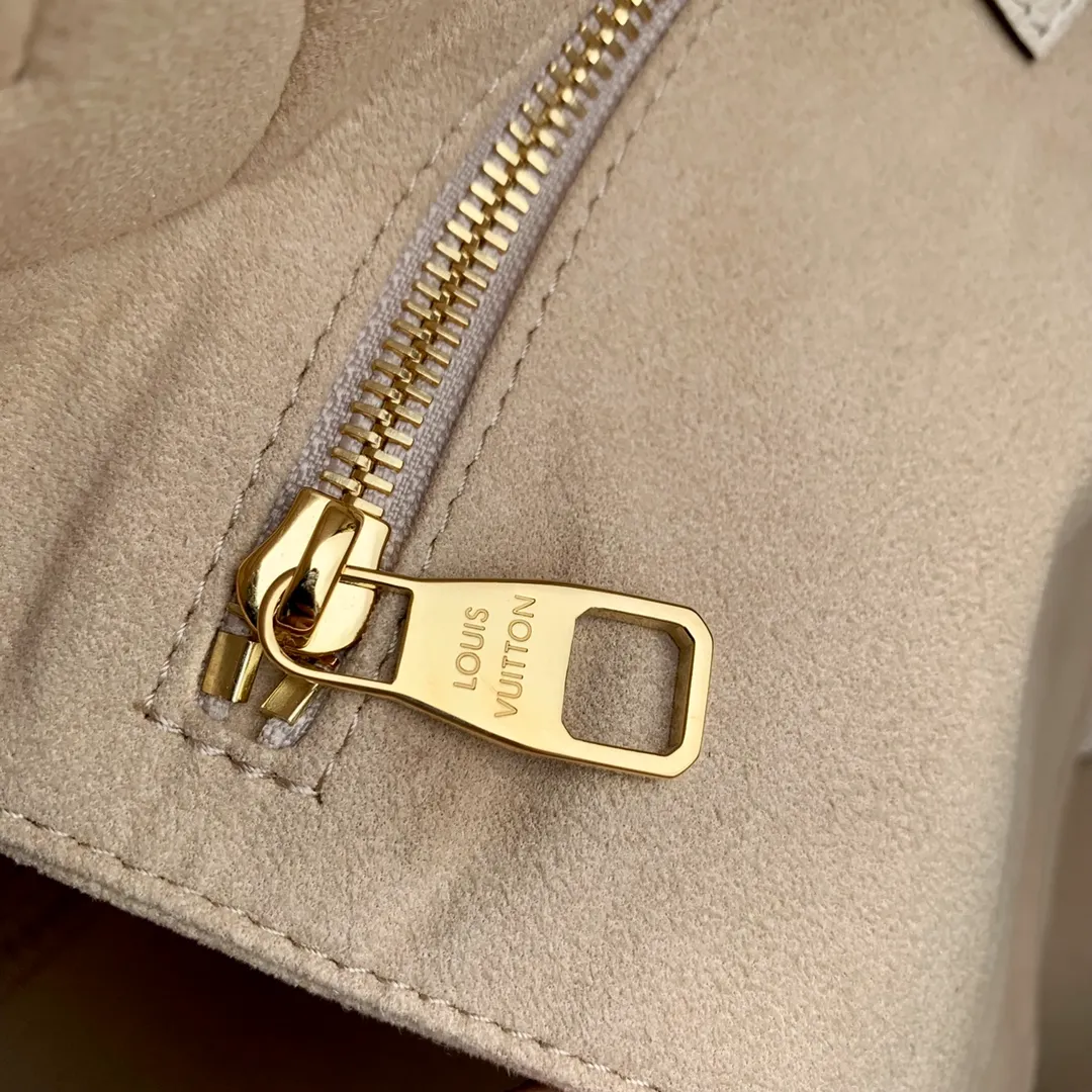 Neverfull MM Tote Bag Luxury Monogram Empreinte Leather Beige - Image 8