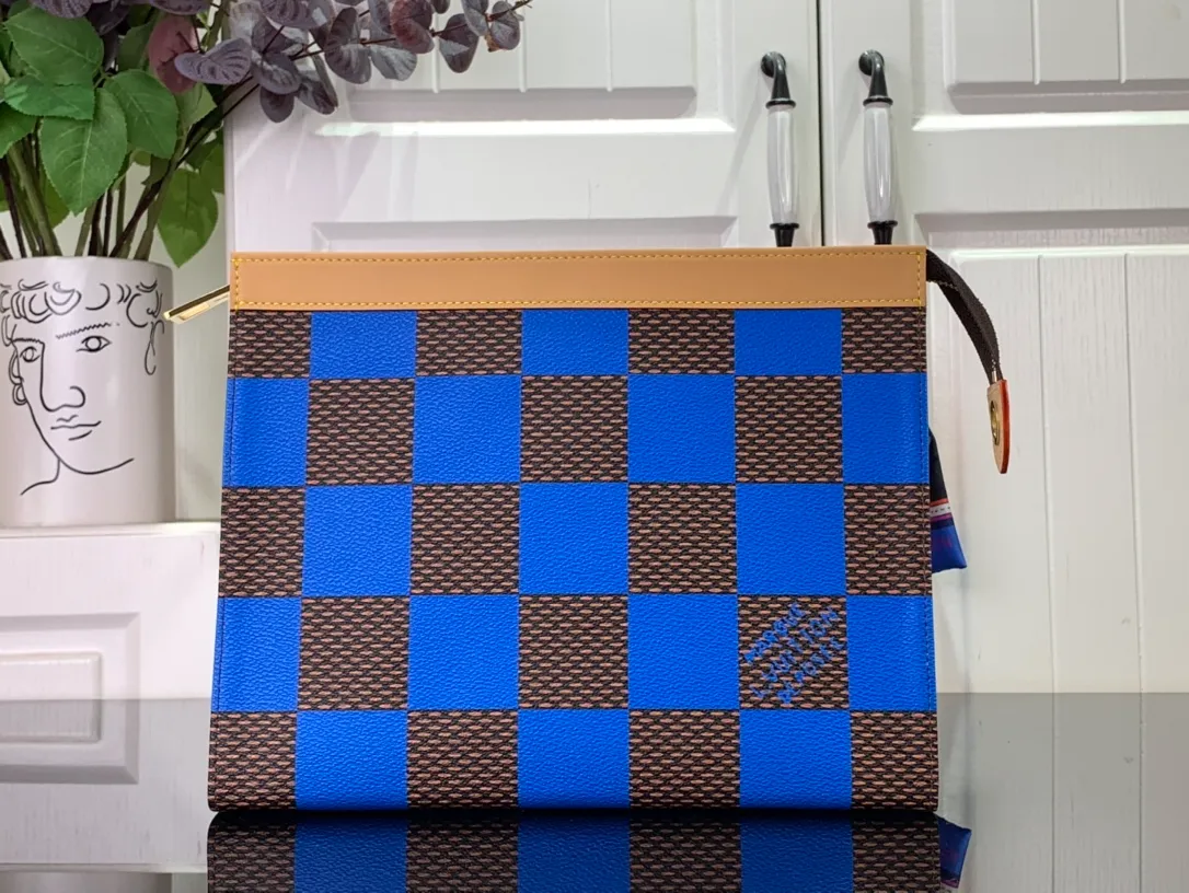 Pochette Voyage Damier Other Travel