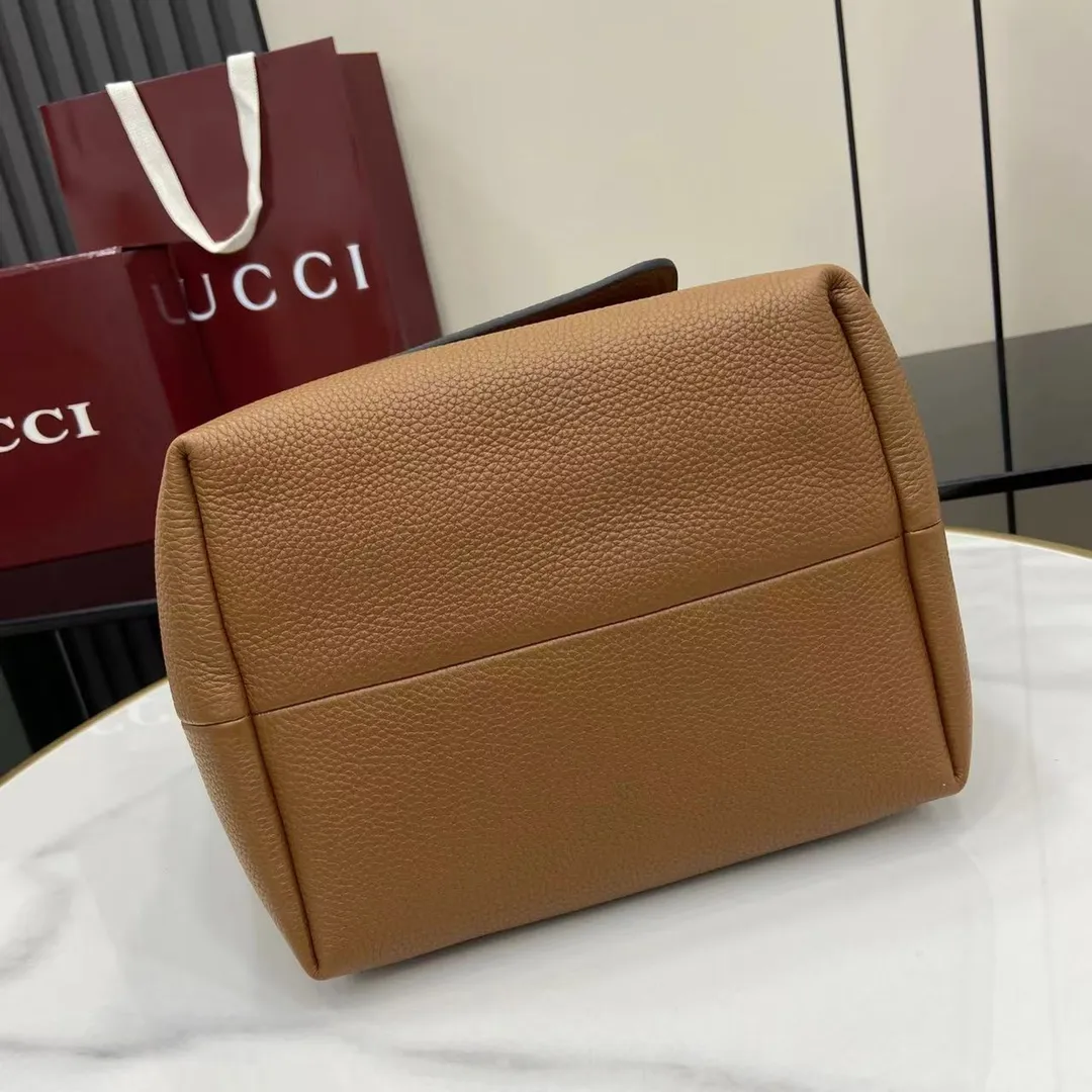 Women's Designer Tote Bags - Image 7