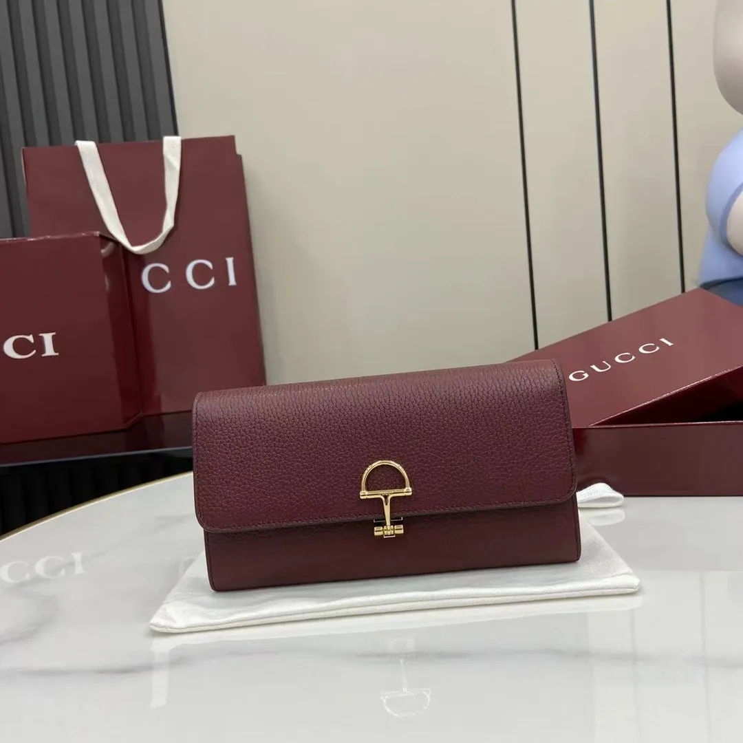Continental wallet with Gucci script in black leather