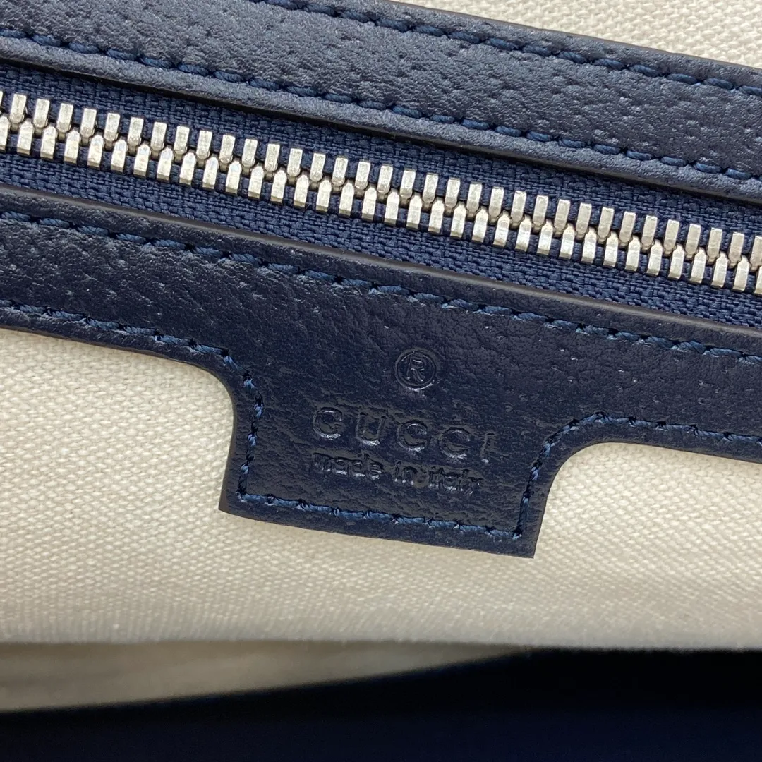 Blue Gucci Tote bags for Men - Image 2