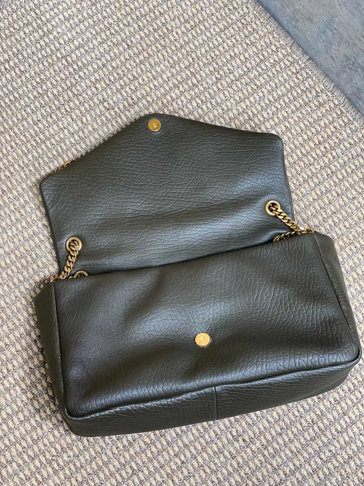 CALYPSO 36 CHAIN BAG IN DARK GREEN LAMBSKIN - Image 9