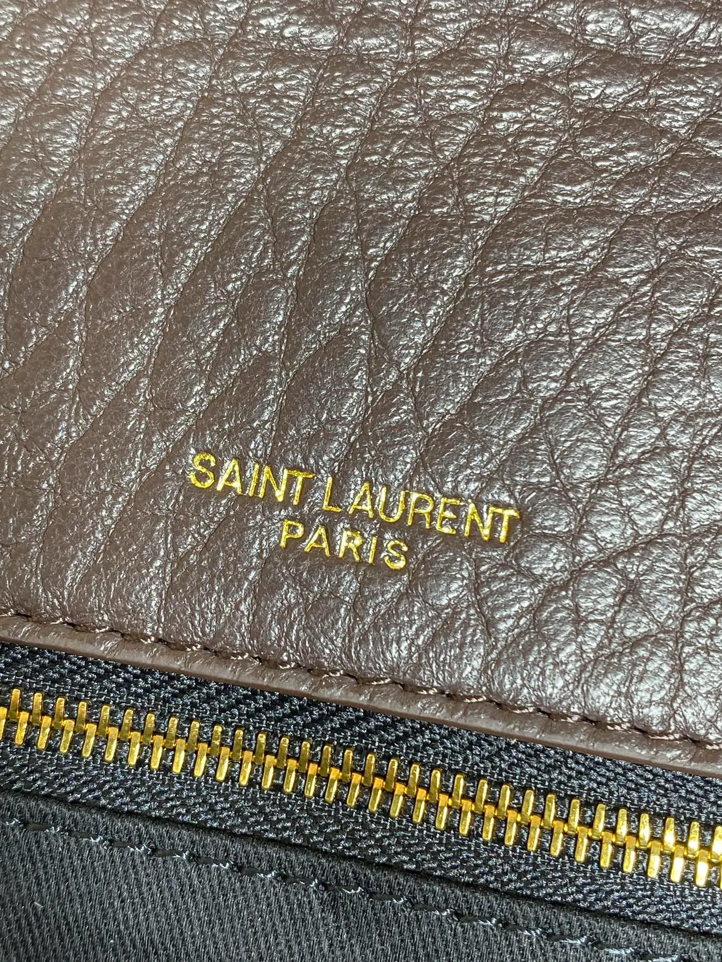 CALYPSO medium in grained lambskin - Image 2