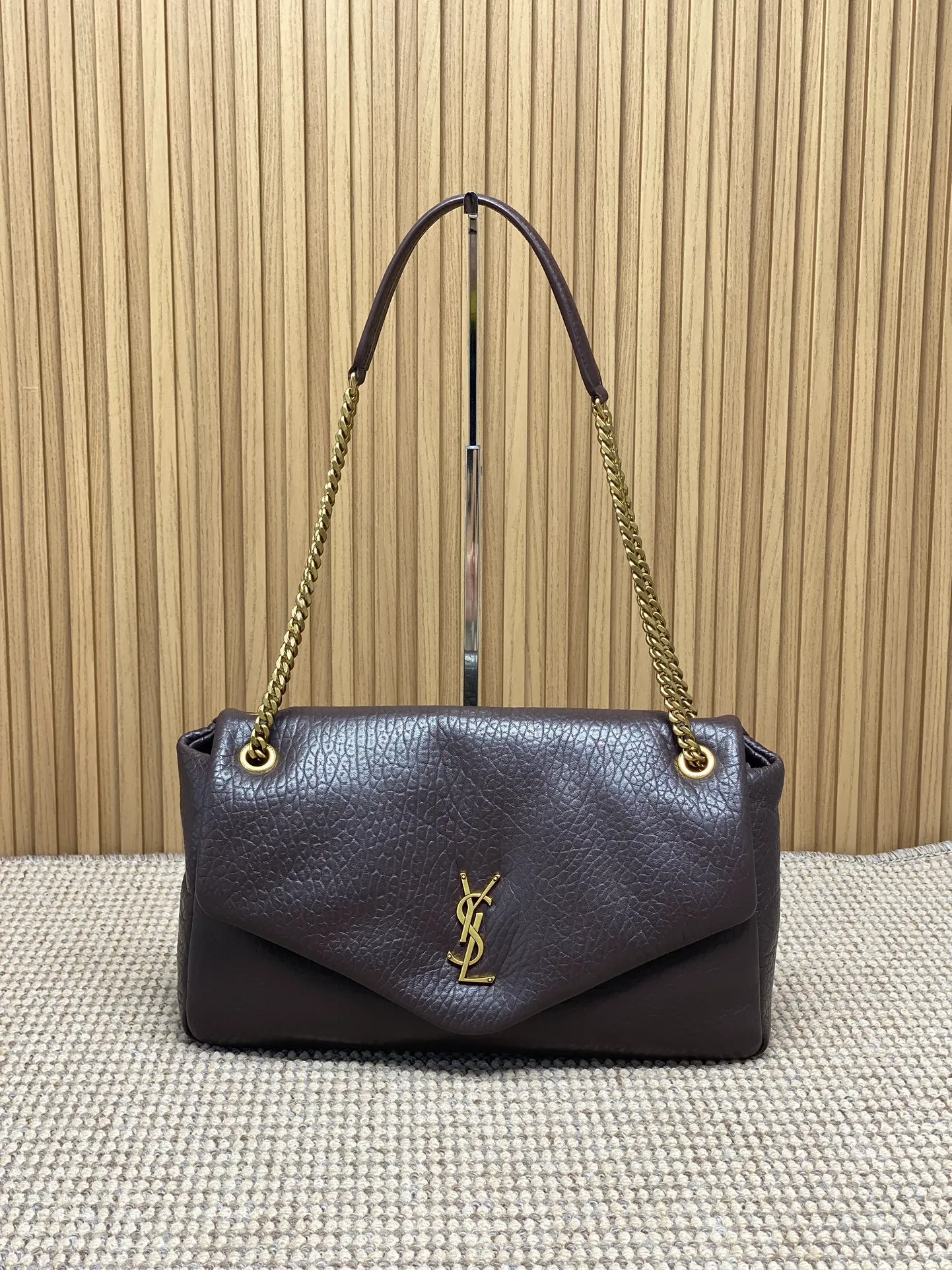 CALYPSO medium in grained lambskin