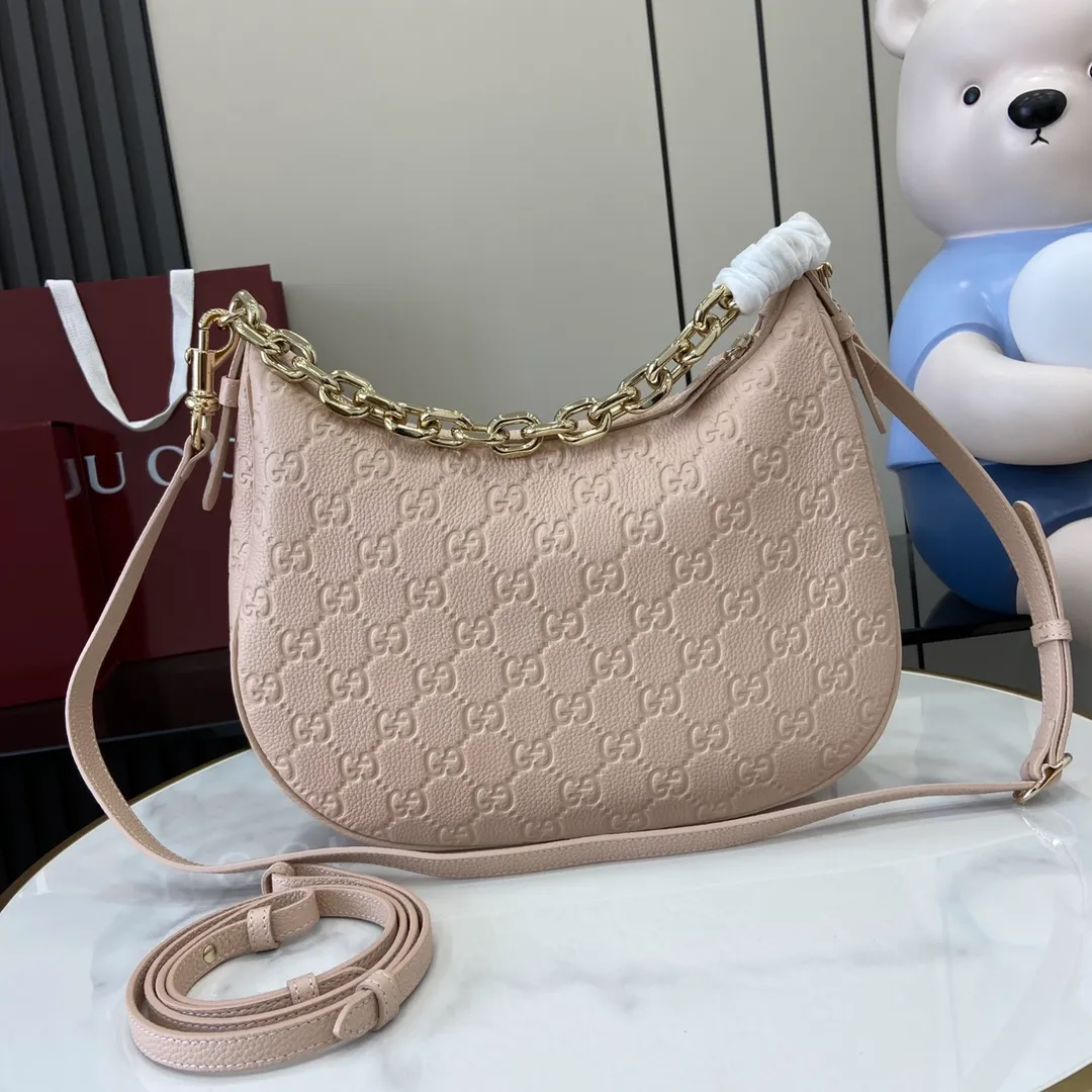 GG Emblem large shoulder bag - Image 5