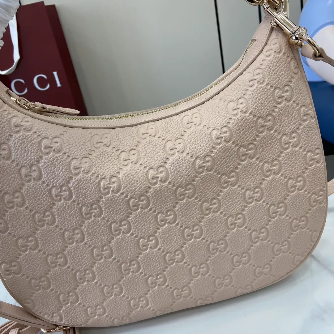 GG Emblem large shoulder bag - Image 7