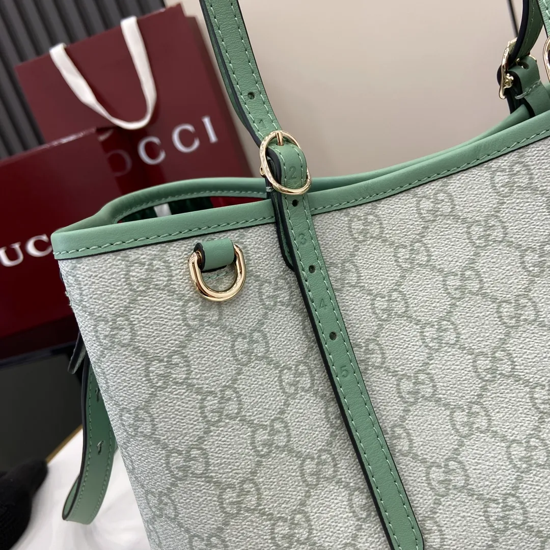 GG Emblem small bucket bag - Image 8