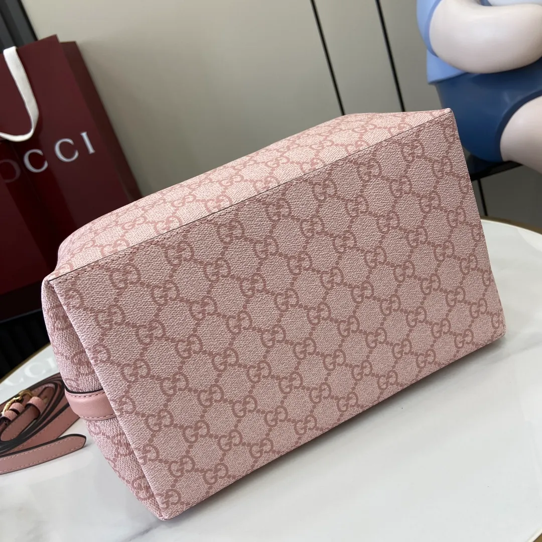 GG Emblem small bucket bag in light pink - Image 7