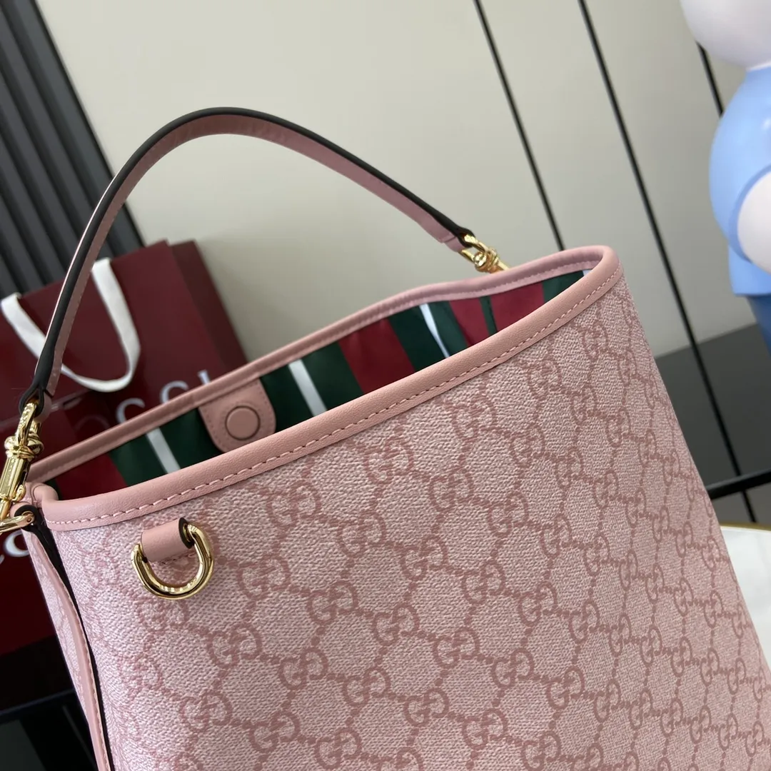 GG Emblem small bucket bag in light pink - Image 8