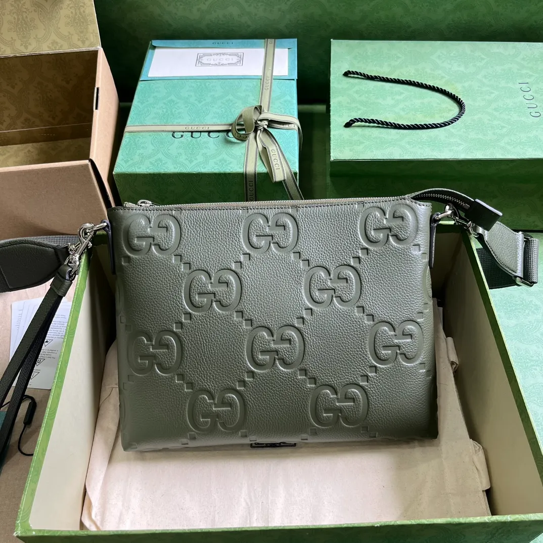 GUCCI Jumbo GG medium messenger bag