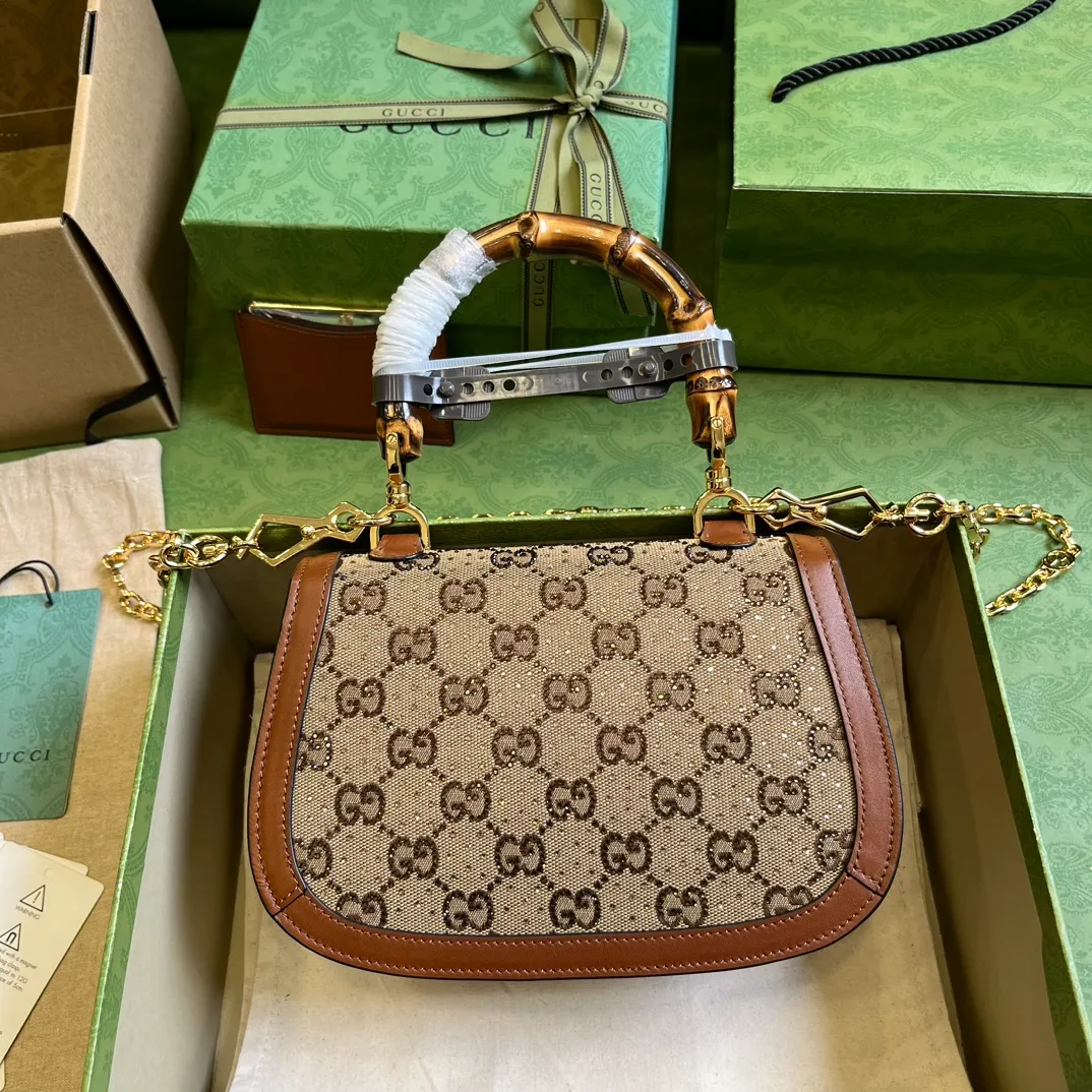 GUCCI® Clutch Bags for Women - Image 5