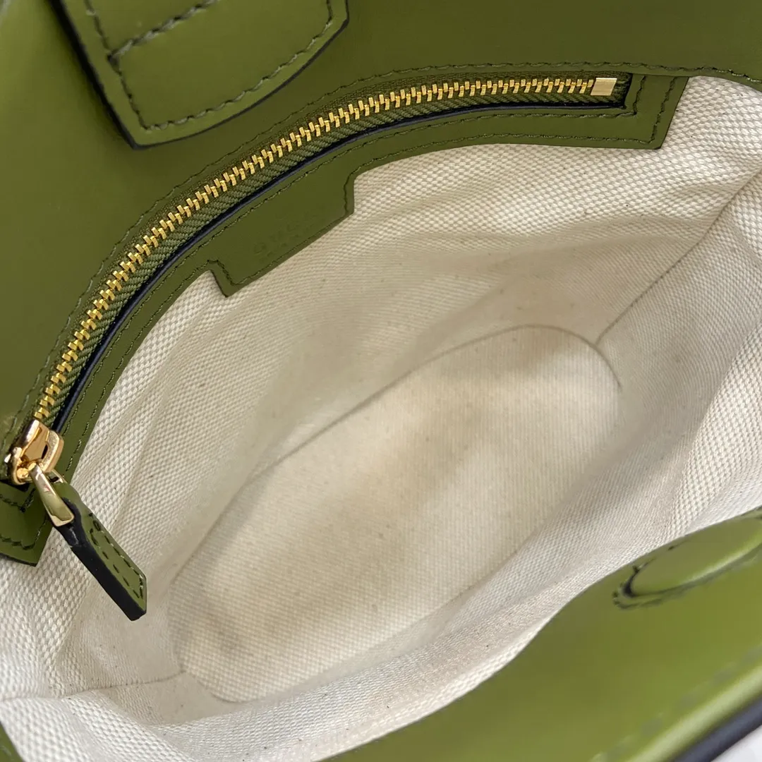 Gucci 73 small bucket bag - Image 10