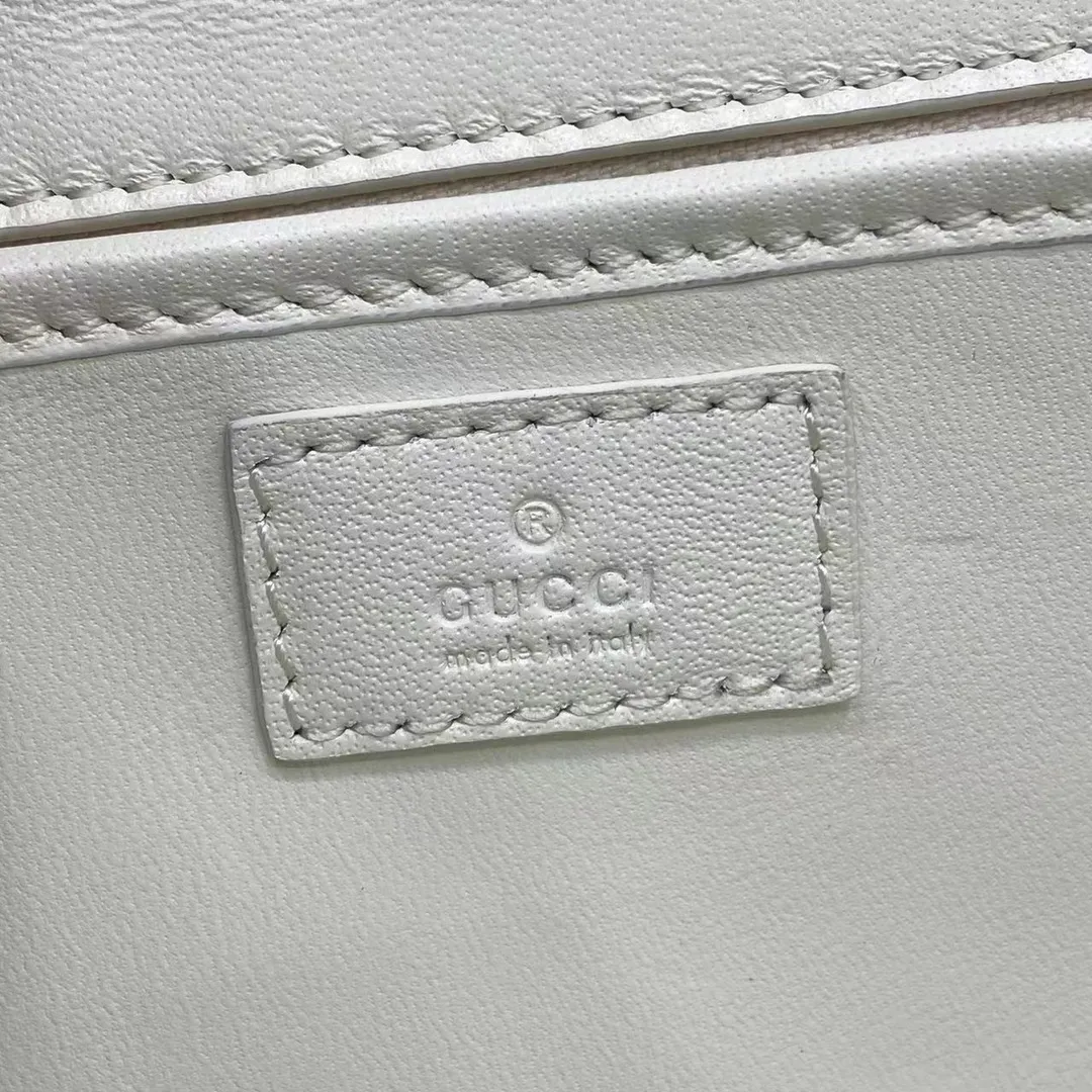 Gucci Bamboo Diva medium bag in white leather - Image 2