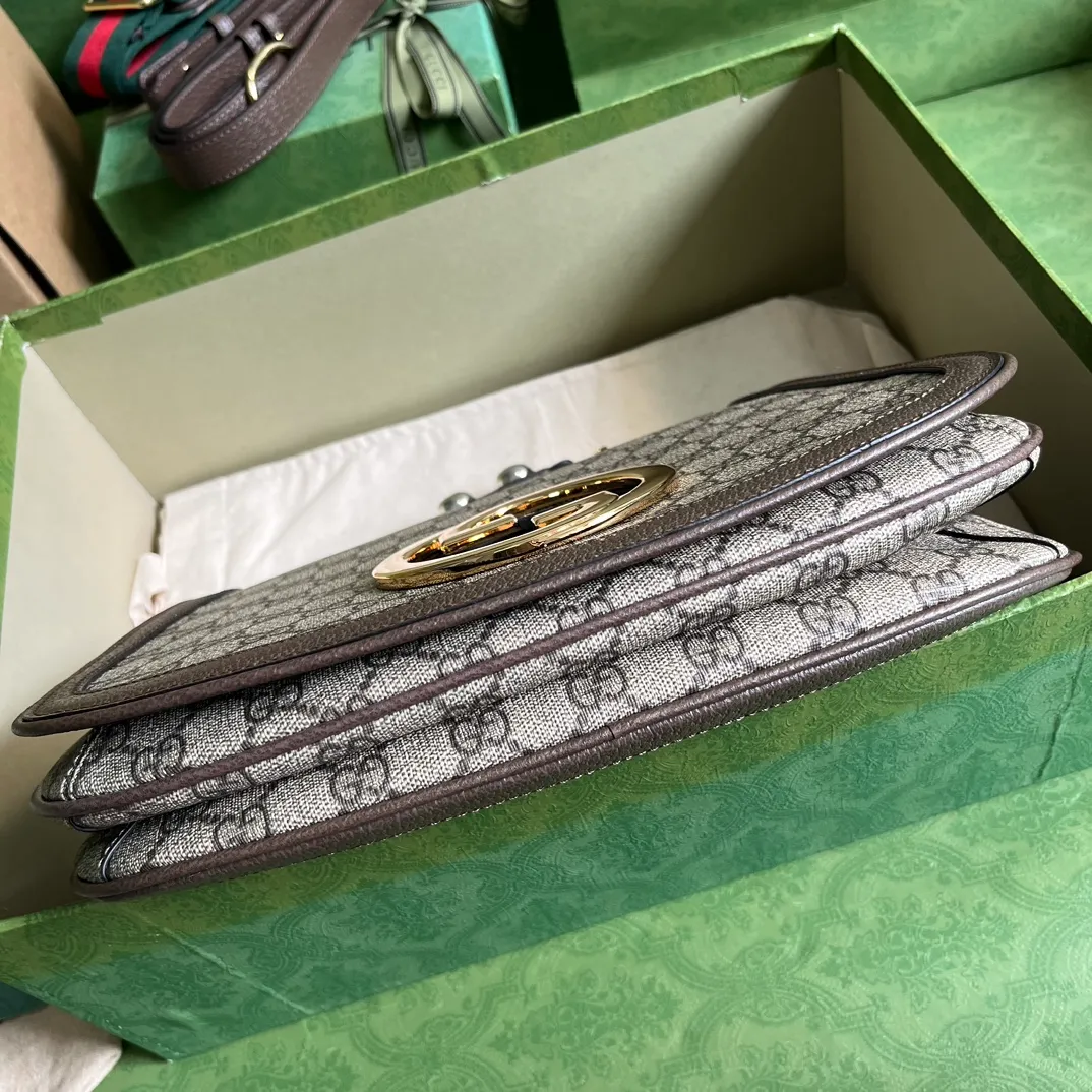 Gucci Blondie GG Supreme Shoulder Bag Medium - Image 4